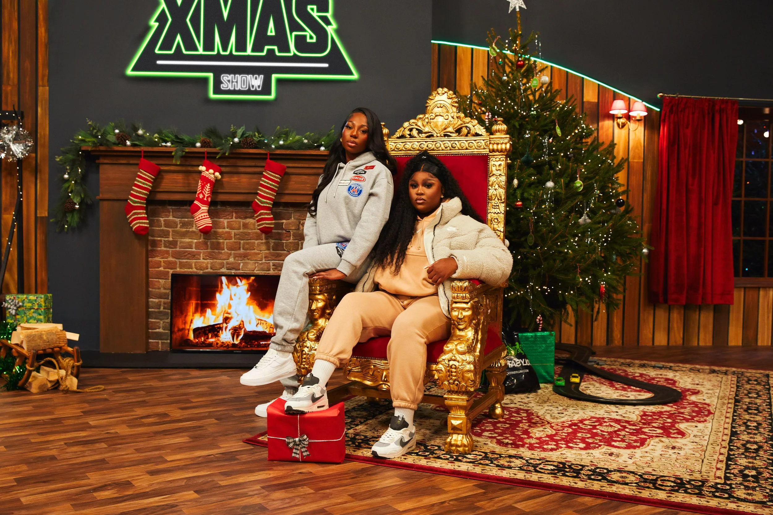 Christmas2022_Womens_InnerCity_Group_Mercier_Nike1_4069490_4081612_0407.jpg