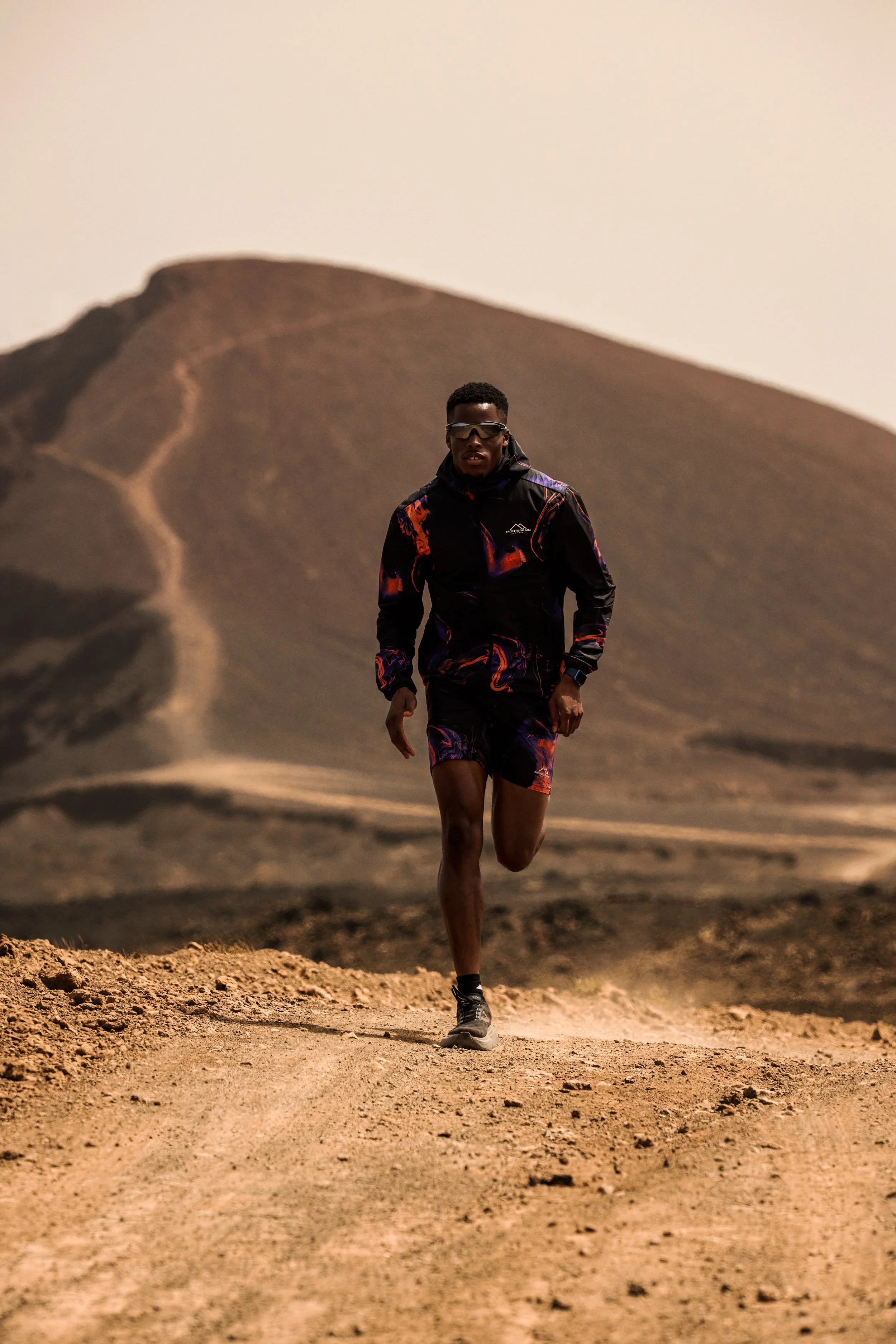 MONTERRAIN_Q3_OUTFIT_3_01.jpg