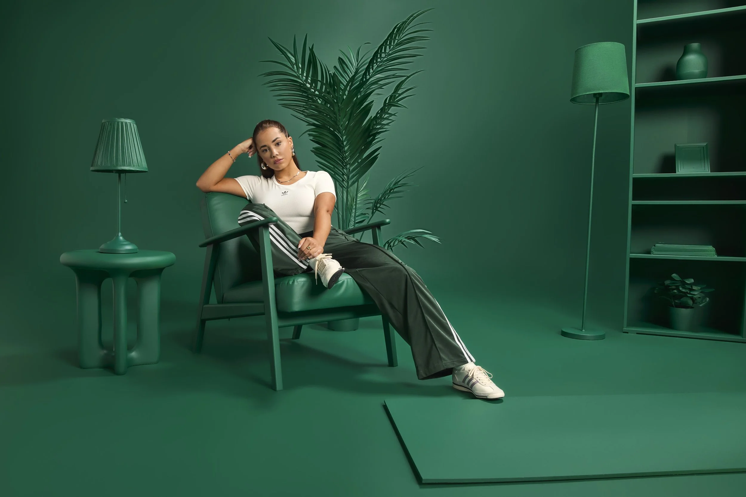 ADI_FB_Outfit1_12.jpg