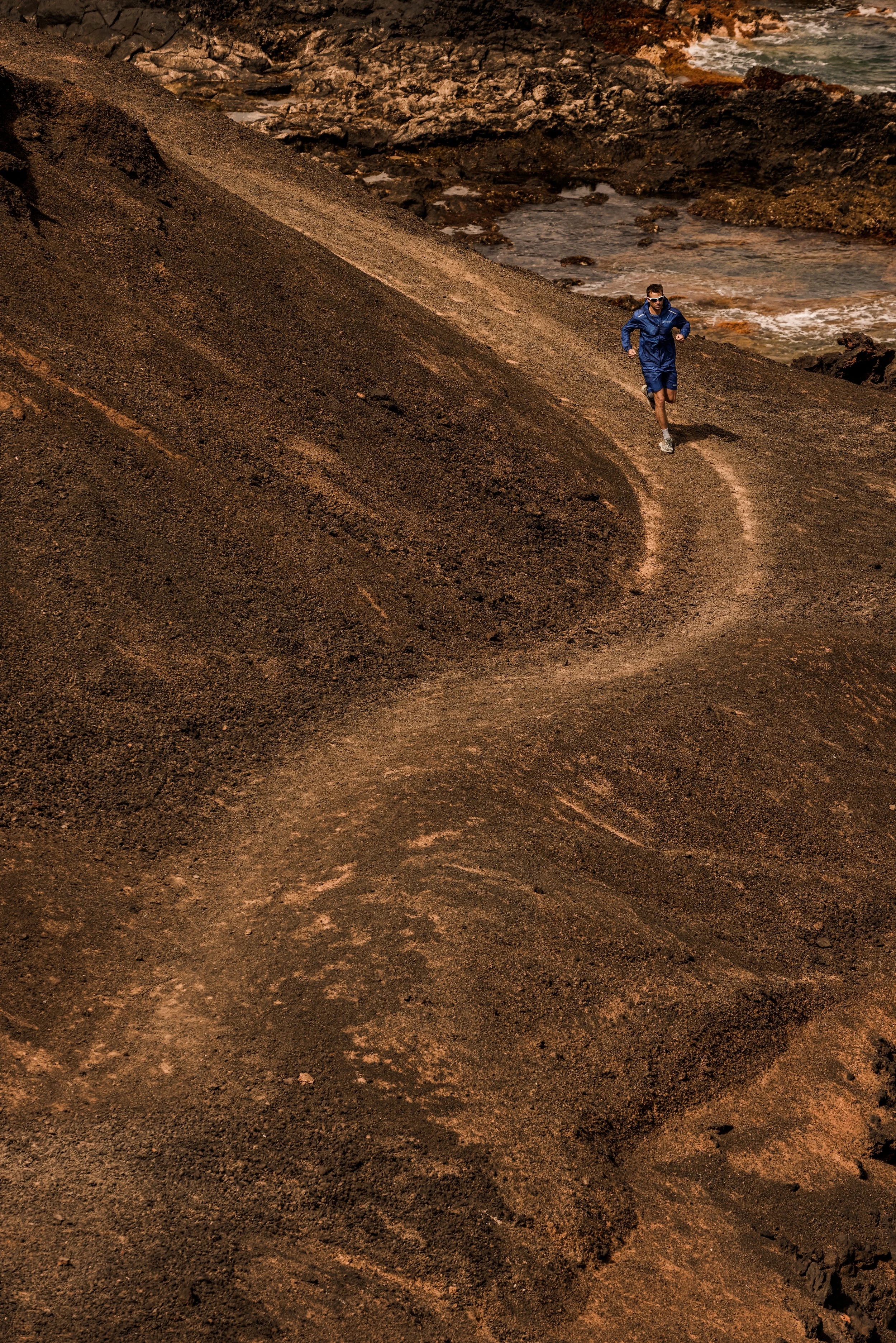 MONTERRAIN_Q3_OUTFIT_2_10.jpg