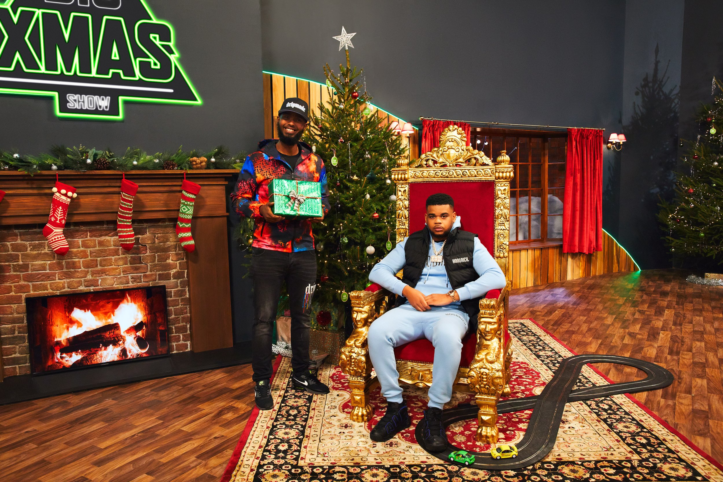 Christmas2022_InnerCity_Group_Hoodrich_Dripmade_4082513_4083451_0054.jpg