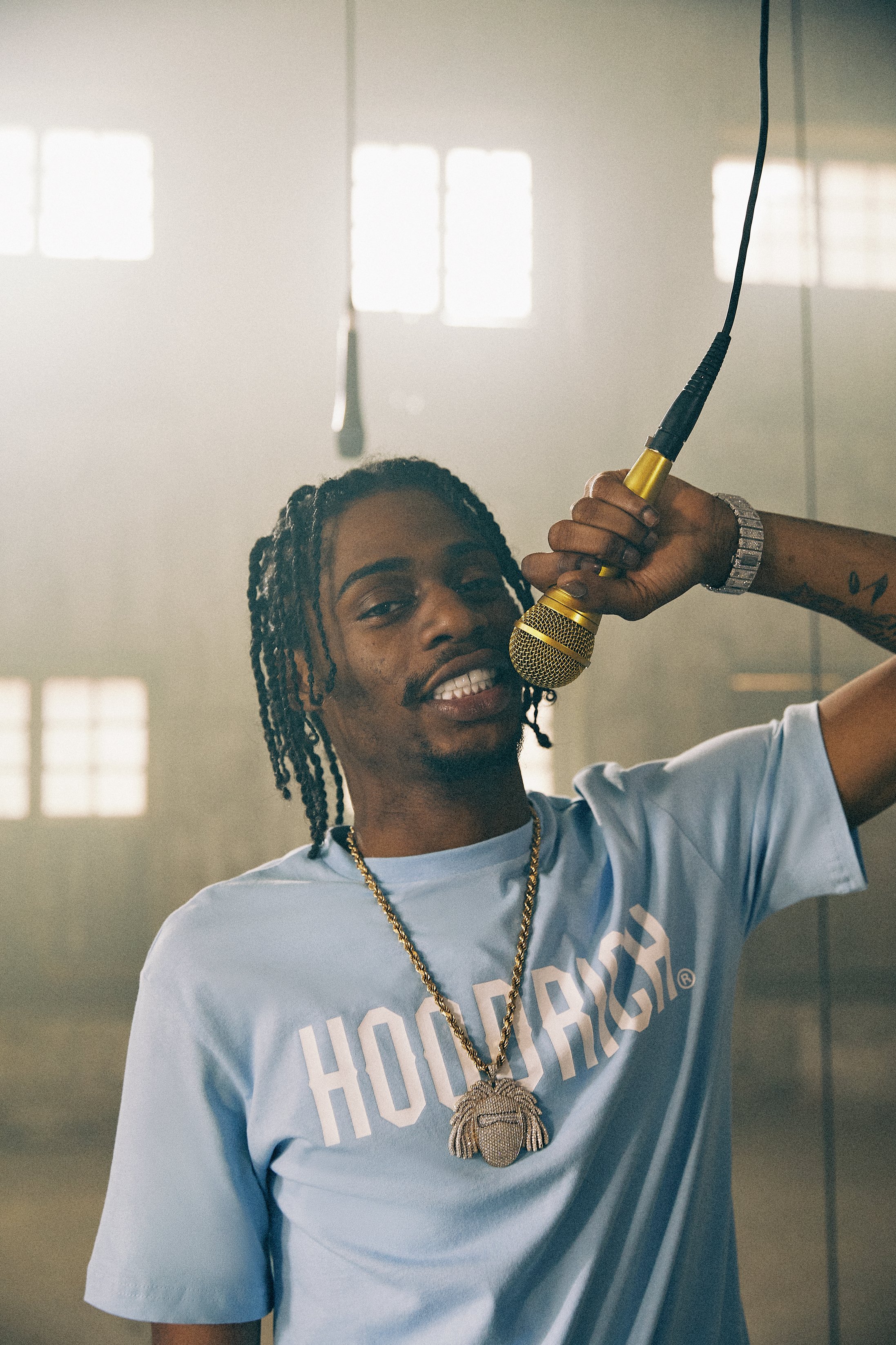300421_Hoodrich_Outfit-1_141.jpg