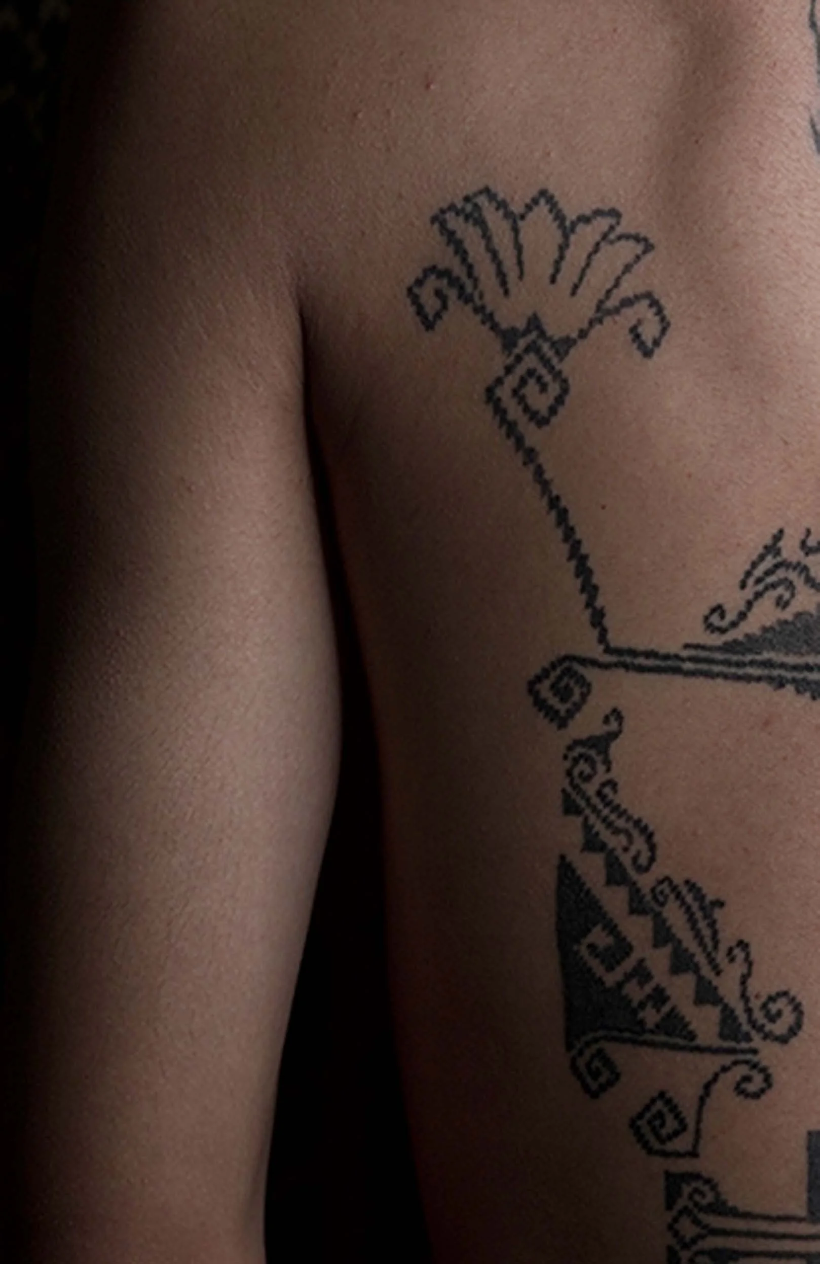 ornament back tattoo in bali tattoo studio