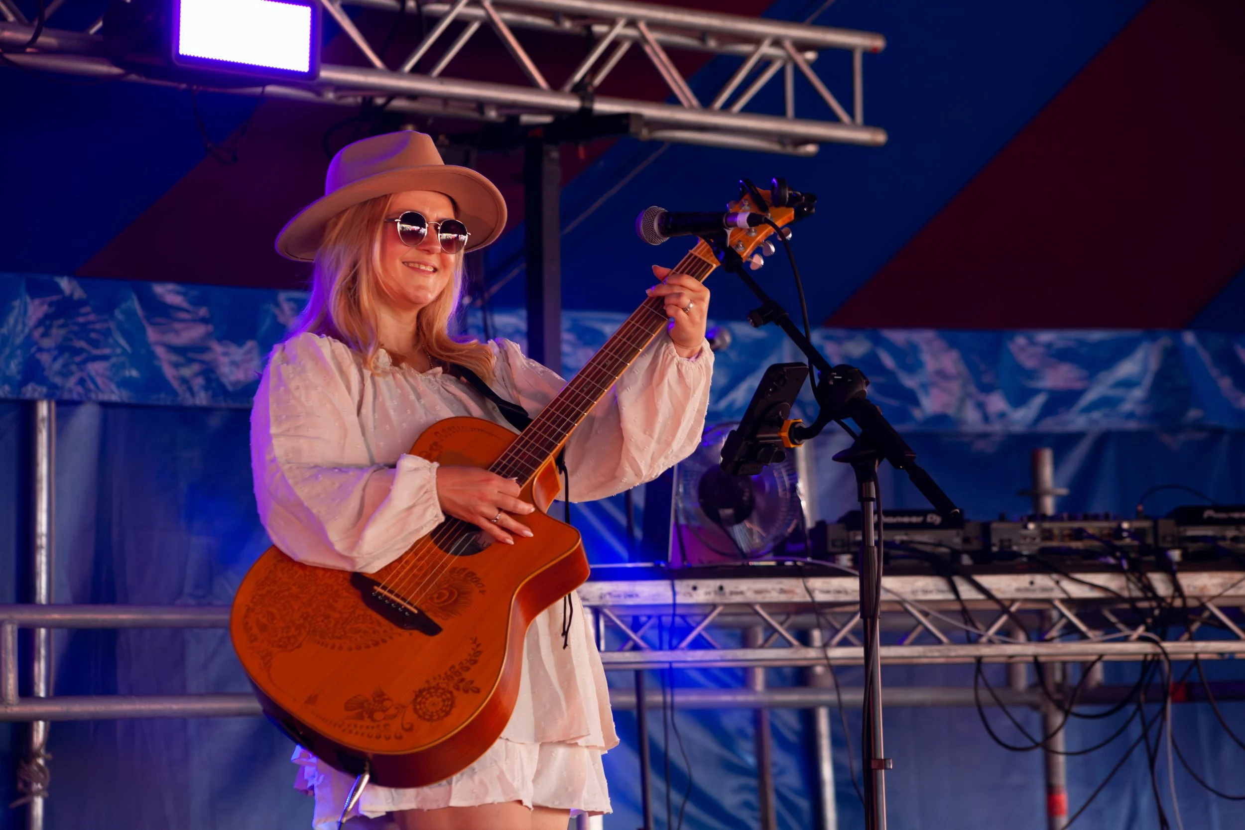 Eleri_Summer_In_Nashville-03.jpg