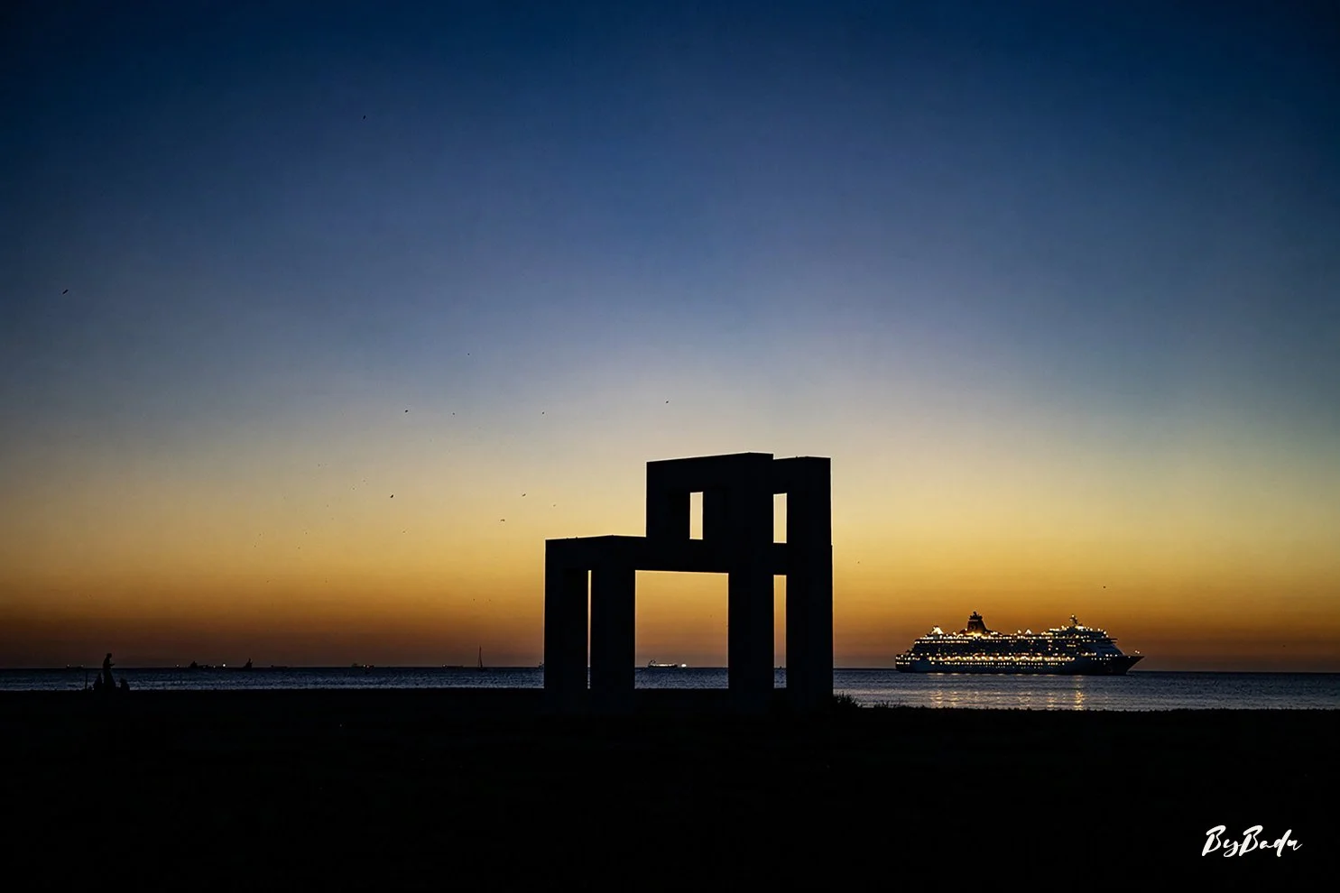 fenetre-de-la-nuit-photo-fine-art-bybadr.jpg