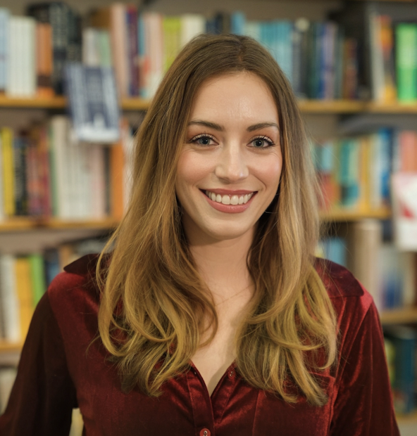 Portrait of Katherine Latshaw, founder of Filament.