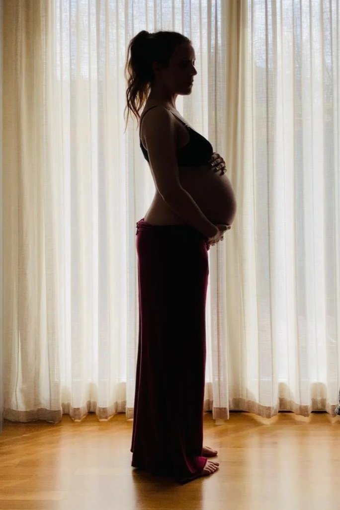 Donna in gravidanza, percorsi di benessere e supporto per madri e donne creative