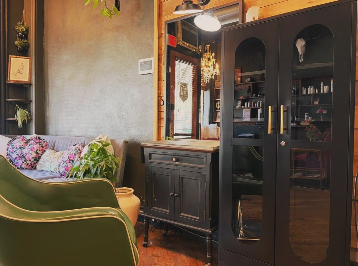 Stylist Station 