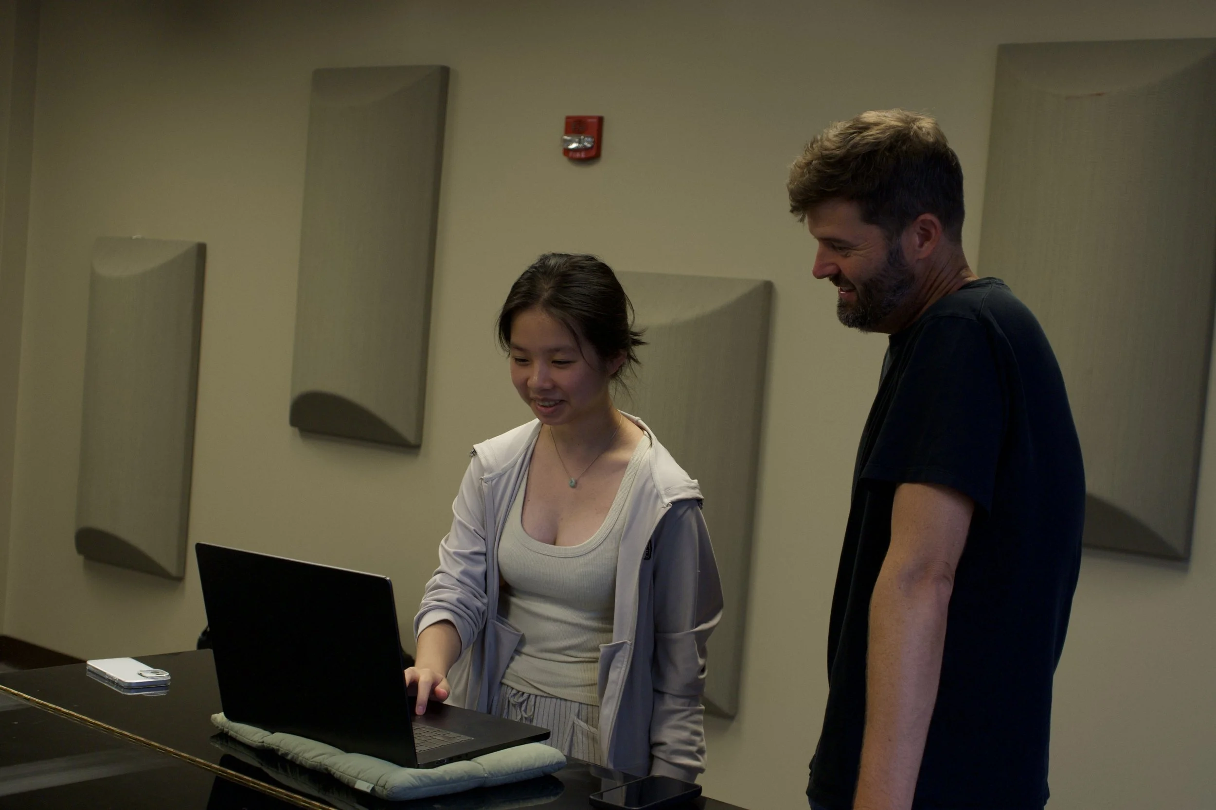 Composer Haibei Chen in a composition lesson with composer Chris Stark at CCI St. Louis. Photo by Yeonsuk Jung.