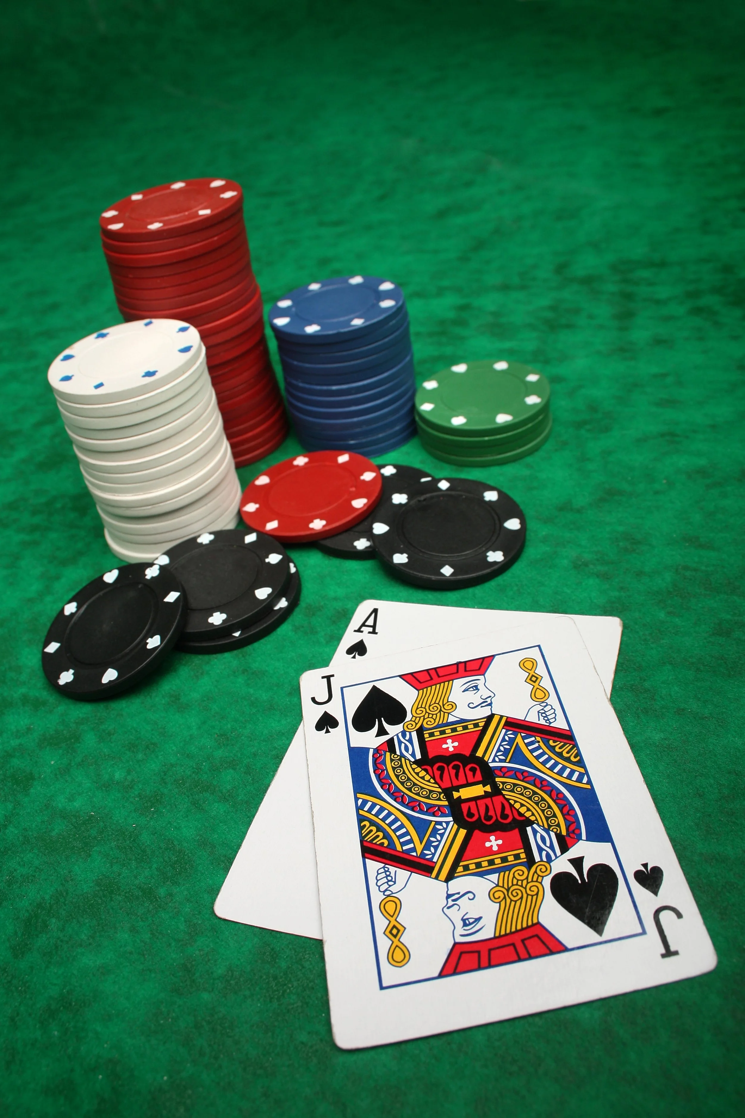 Blackjack with gambling chips