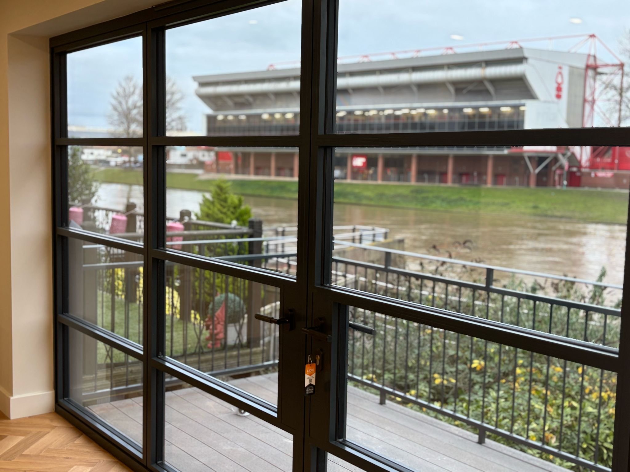 Quayside close after 6.JPG