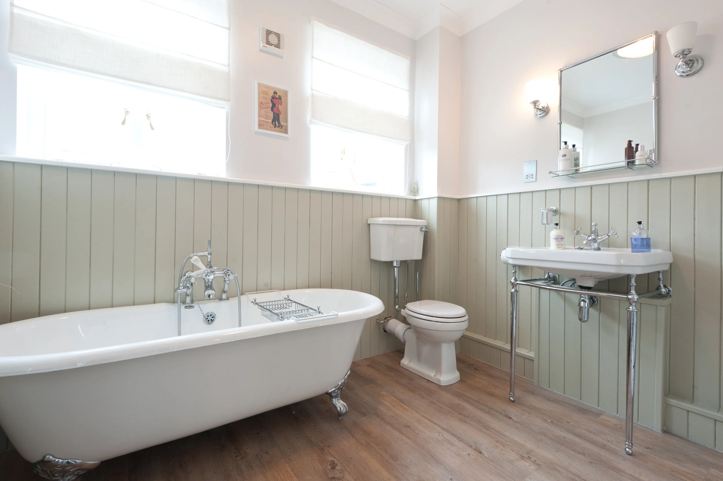 barnes-design-family-home-renovation-melrose-road-bathroom.jpg