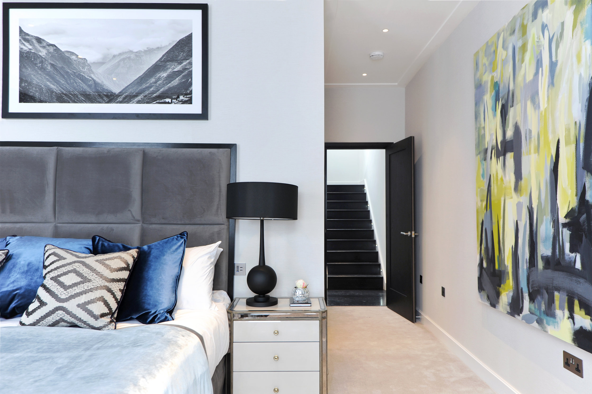 barnes-design-chelsea-home-renovation-cathcart-road-bedroom-02.jpg