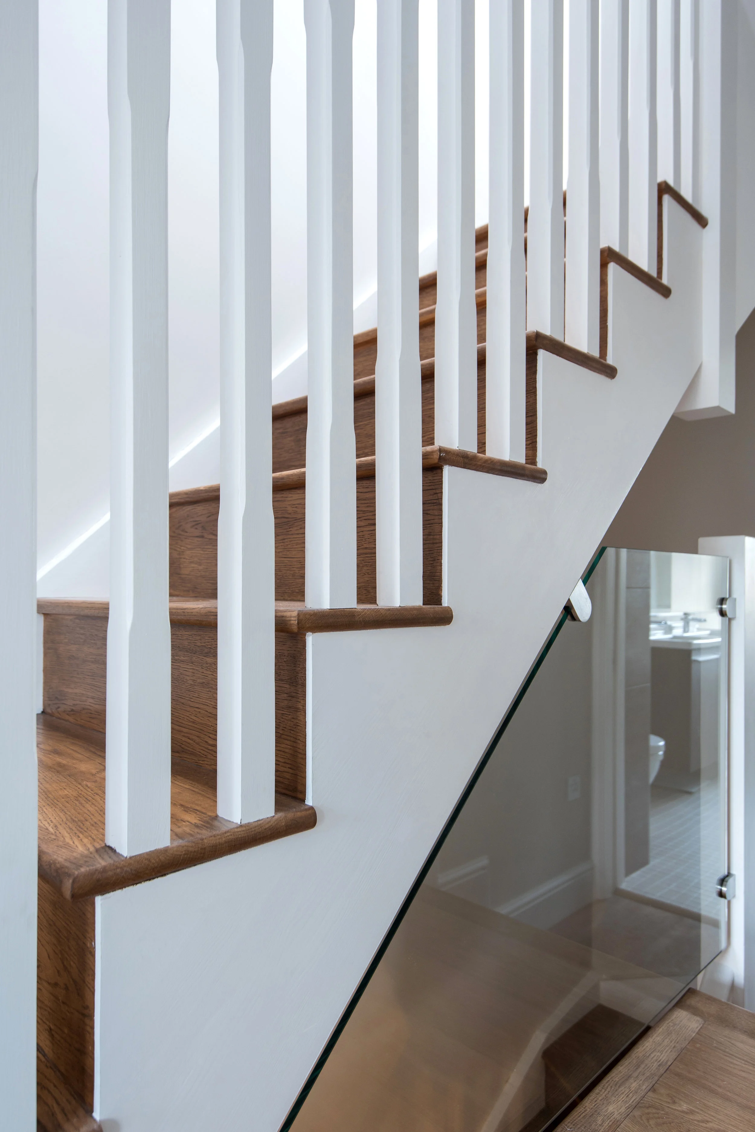 barnes-design-conservation-area-renovation-eland-road-bespoke-staircase.jpg