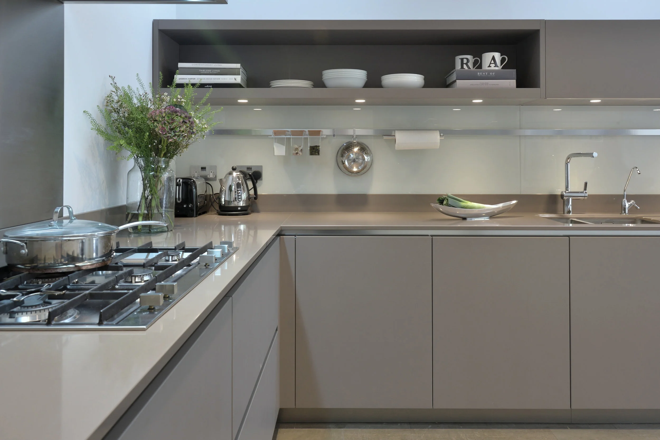 barnes-design-rear-extension-elborough-street-kitchen-03.jpg