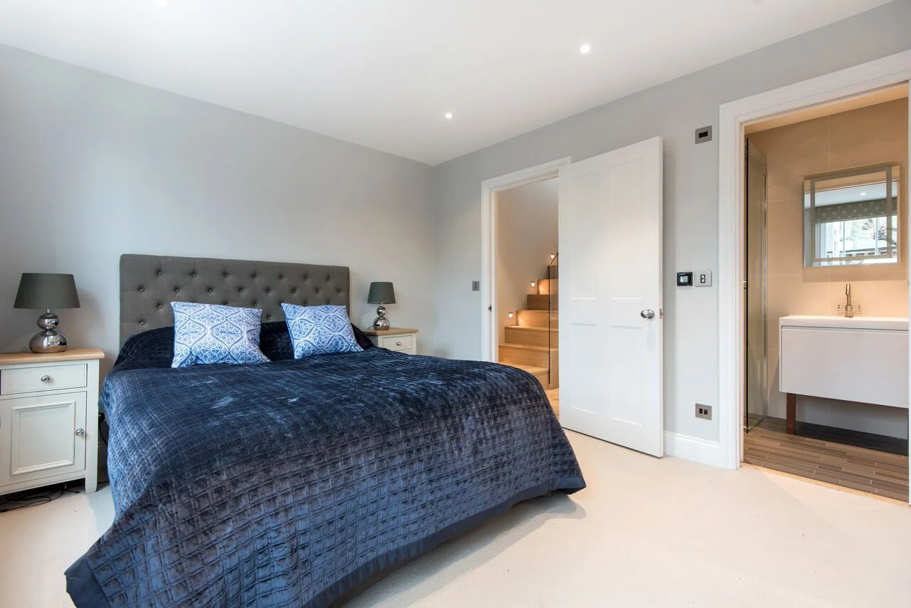 barnes-design-house-refurbishment-elsley-road-bedroom-02.jpg