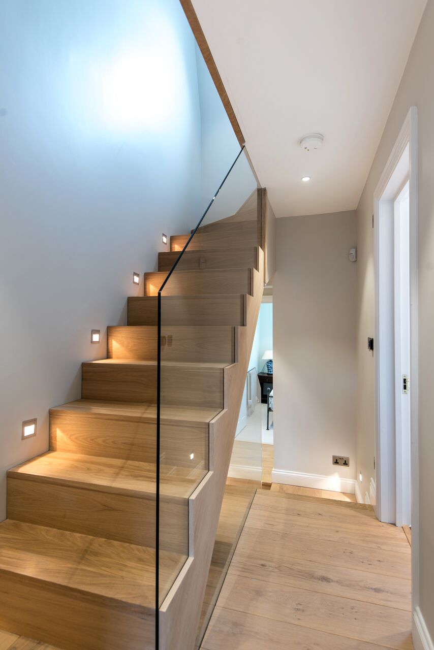 barnes-design-house-refurbishment-elsley-road-custom-staircase-glass.jpg