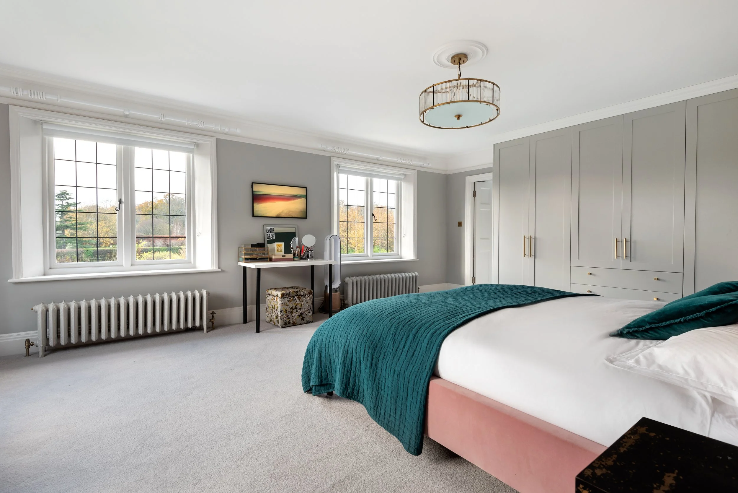 barnes-design-home-refurbishment-hillgate-reigate-bedroom.jpg