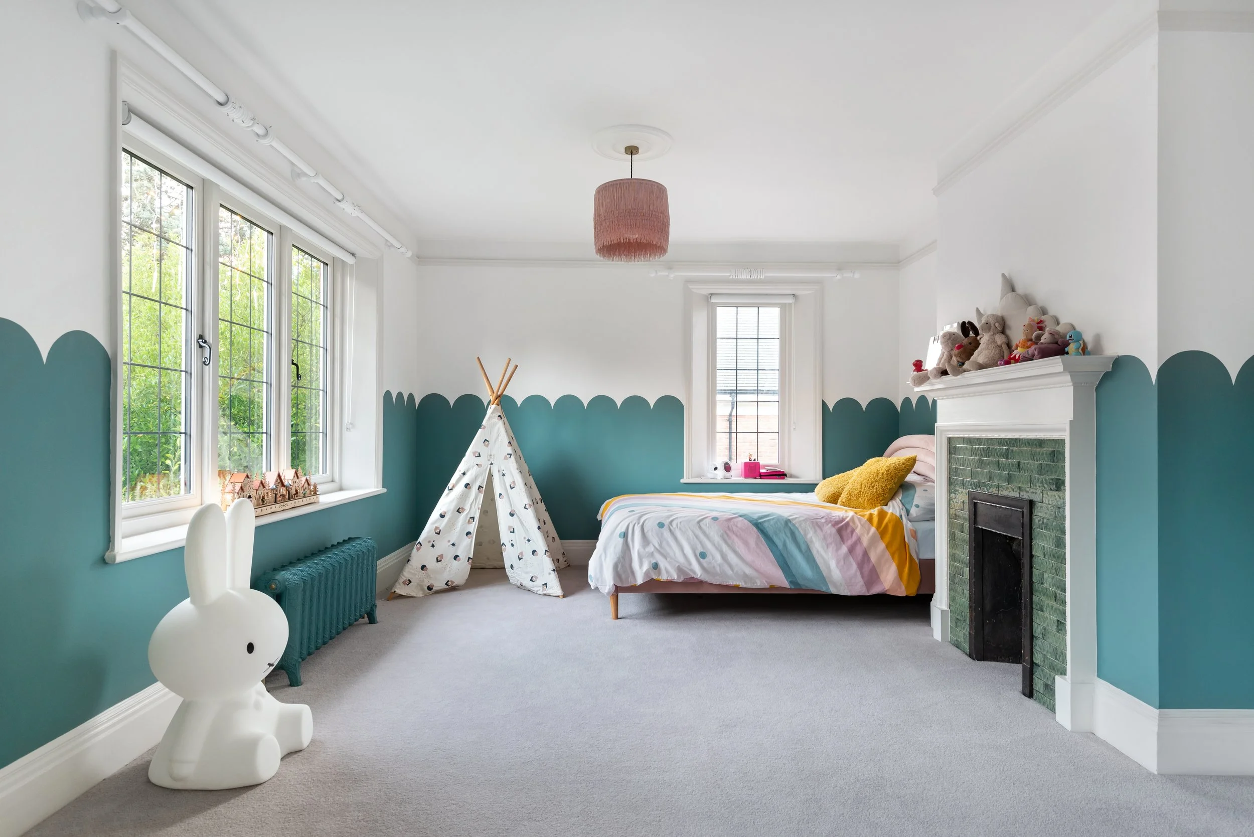 barnes-design-home-refurbishment-hillgate-reigate-bedroom-02.jpg