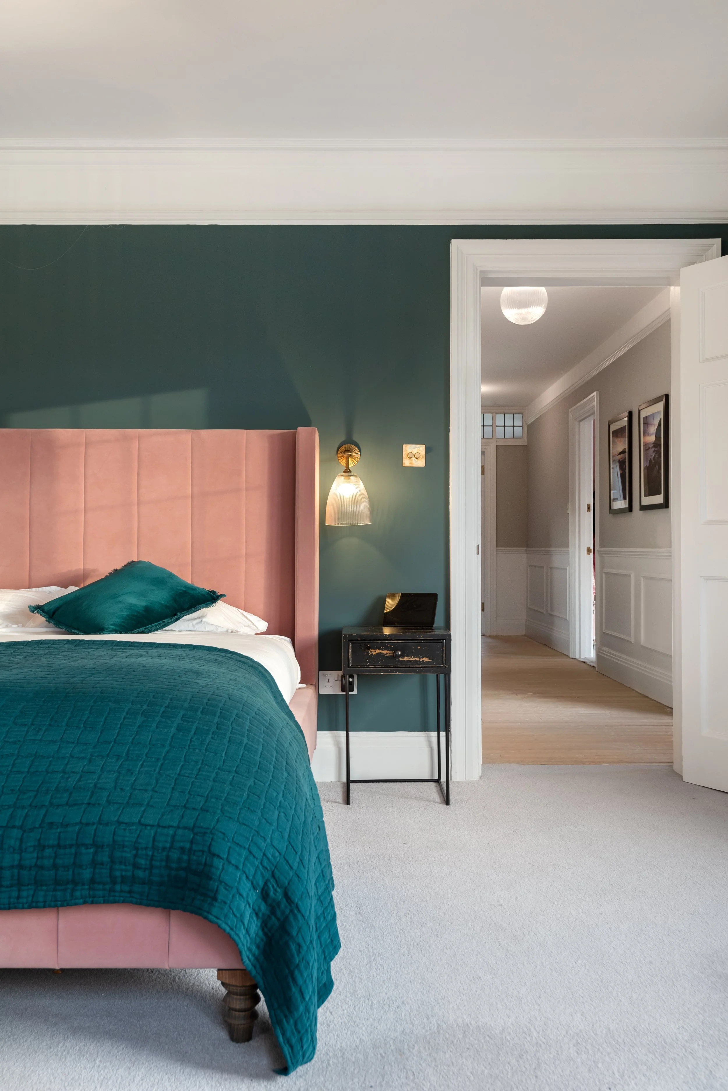barnes-design-home-refurbishment-hillgate-reigate-bedroom-03.jpg