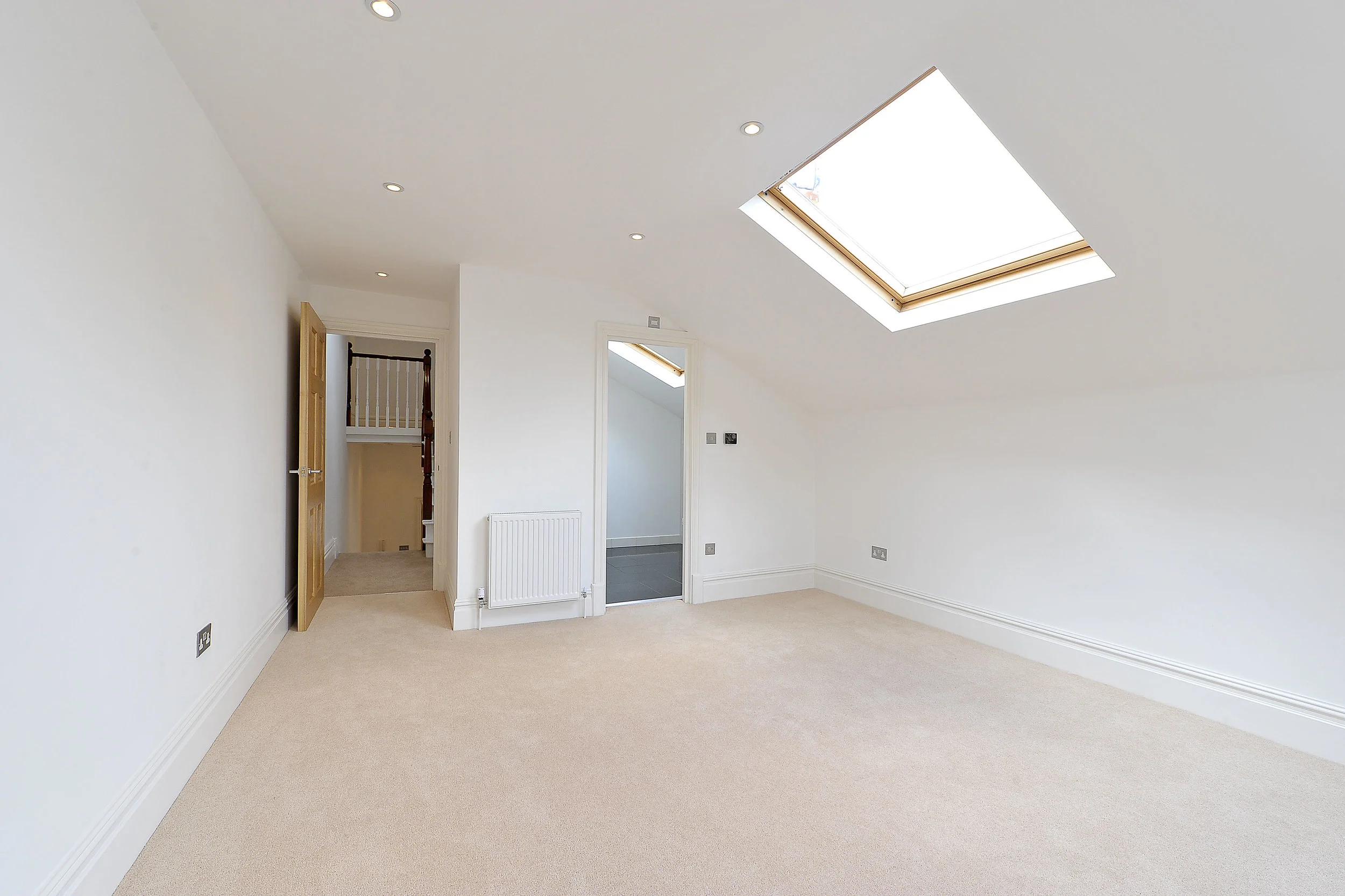 barnes-design-loft-conversion-lessar-avenue-clapham-bedroom.jpg