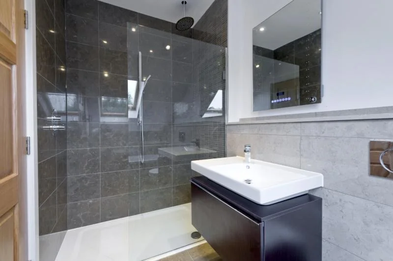 barnes-design-family-home-renovation-lessar-avenue-bathroom.jpg