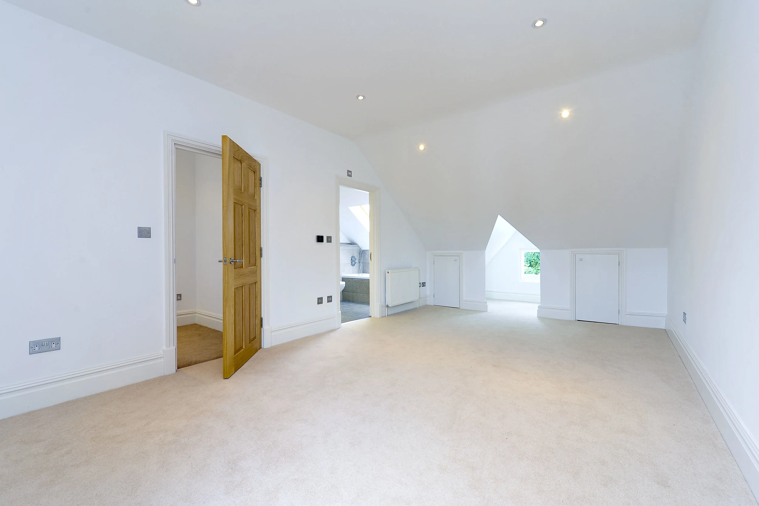 barnes-design-family-home-renovation-lessar-avenue-bedroom-04.jpg