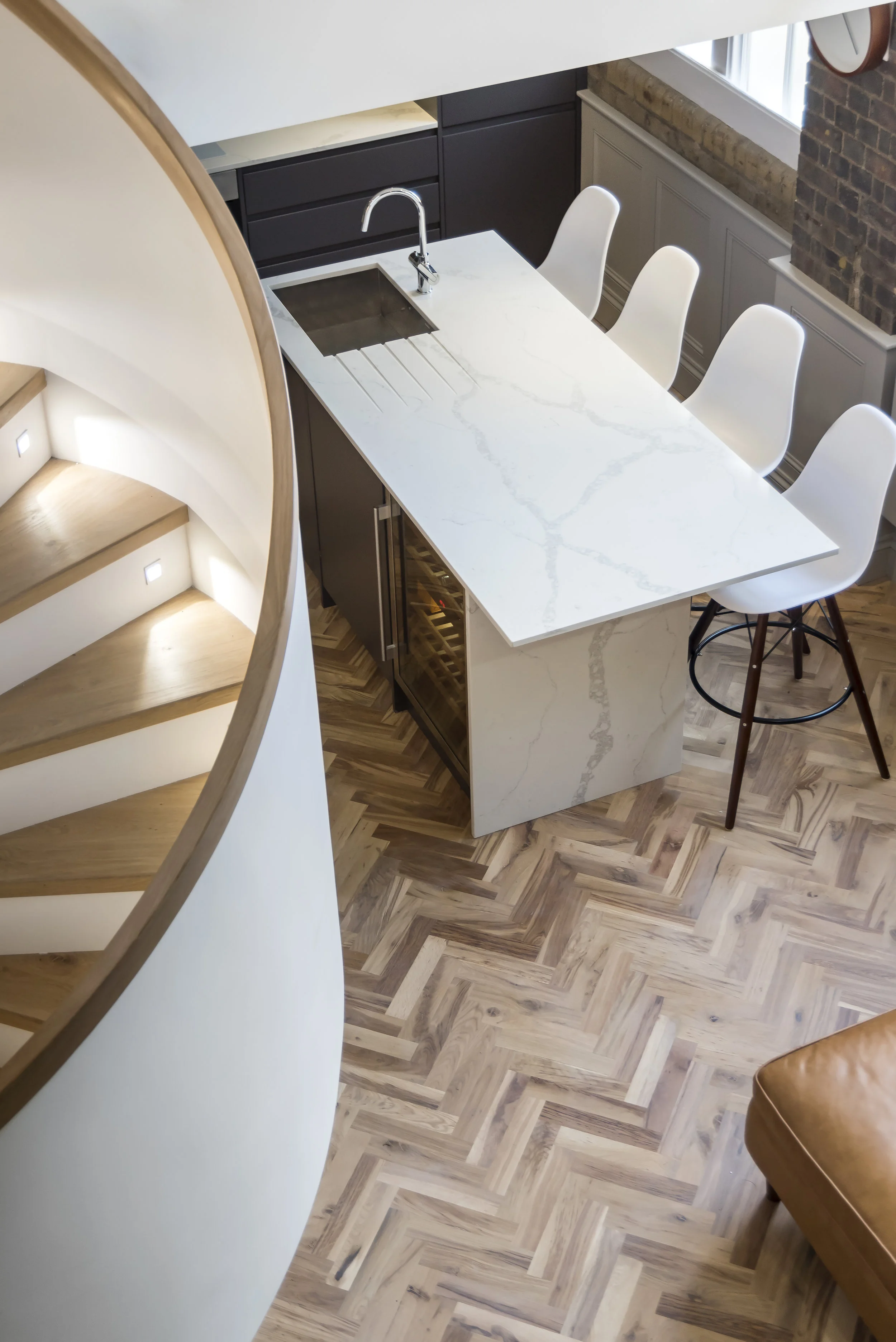 barnes-design-staircase-design-old-chesterton-building-06.jpg