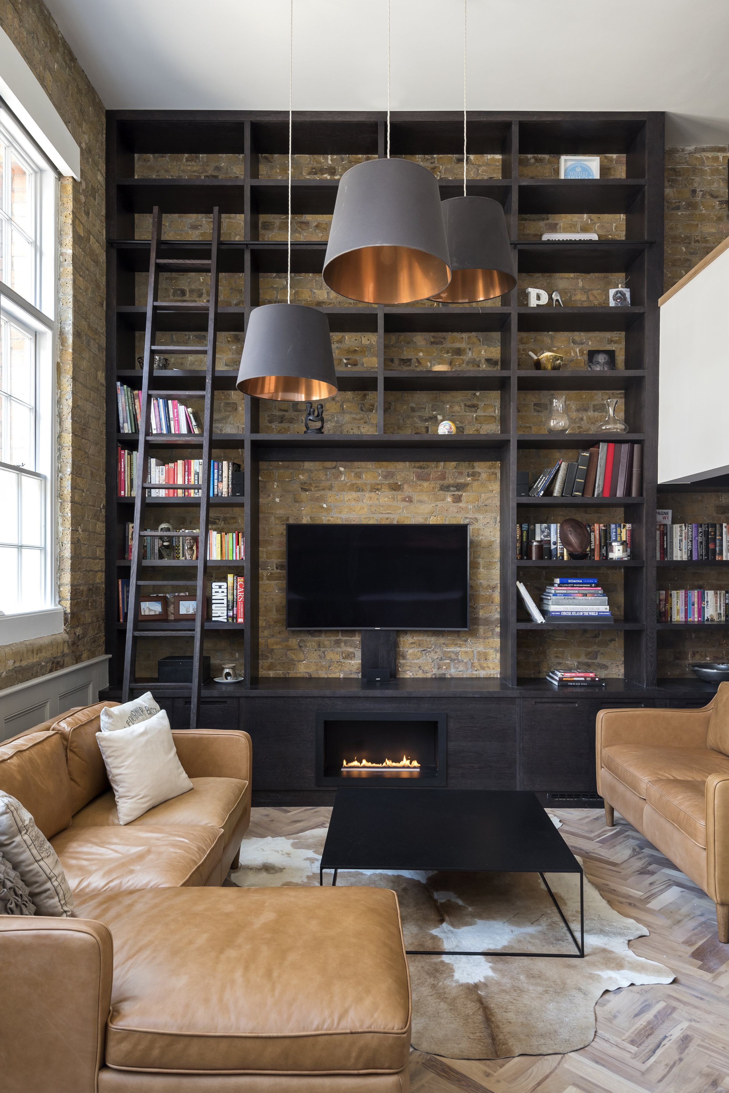 barnes-design-apartment-renovation-old-chesterton-building-living-room-bespoke-storage.jpg