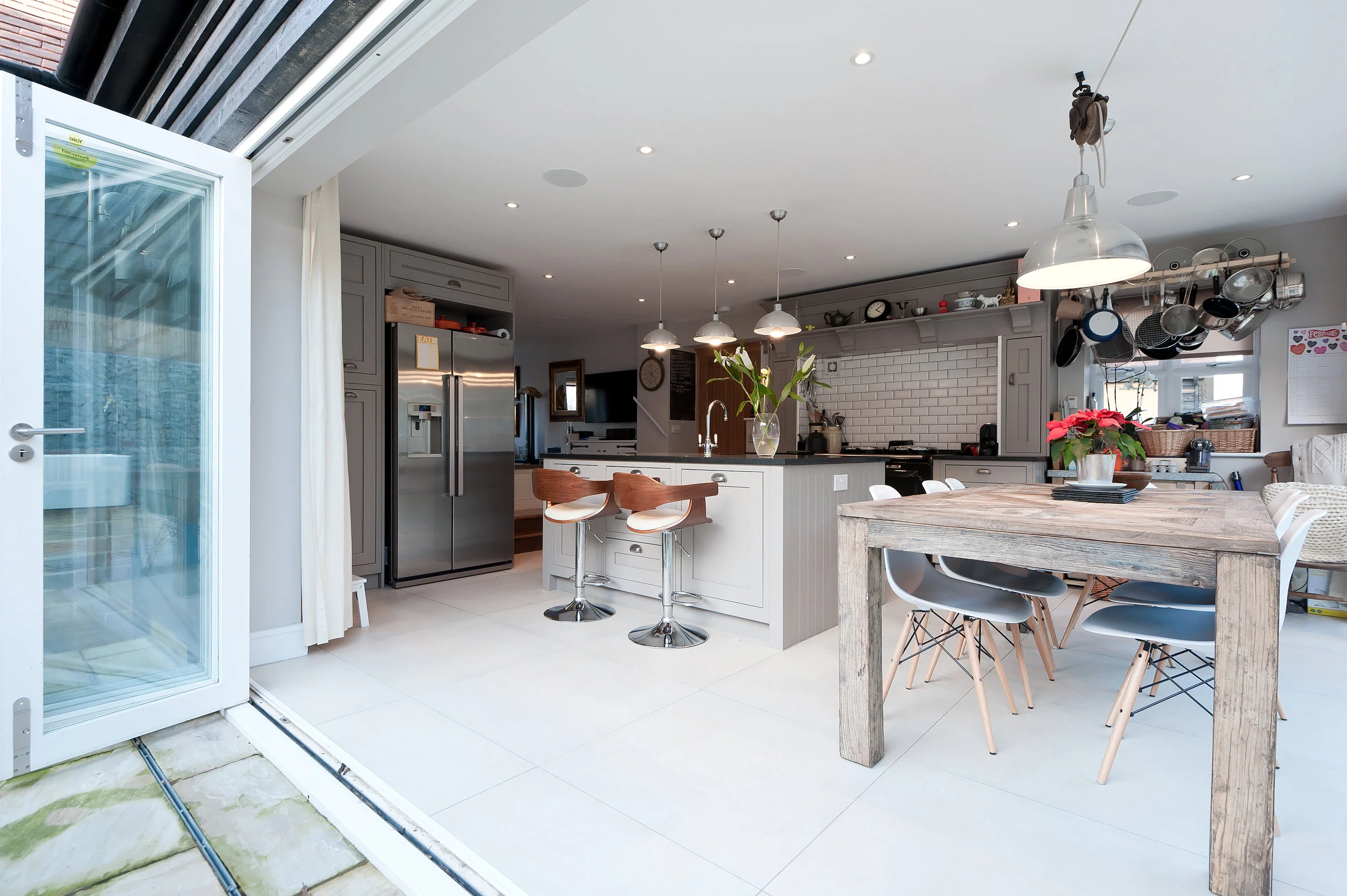 barnes-design-listed-building-renovation-seringa-exterior-02.jpg