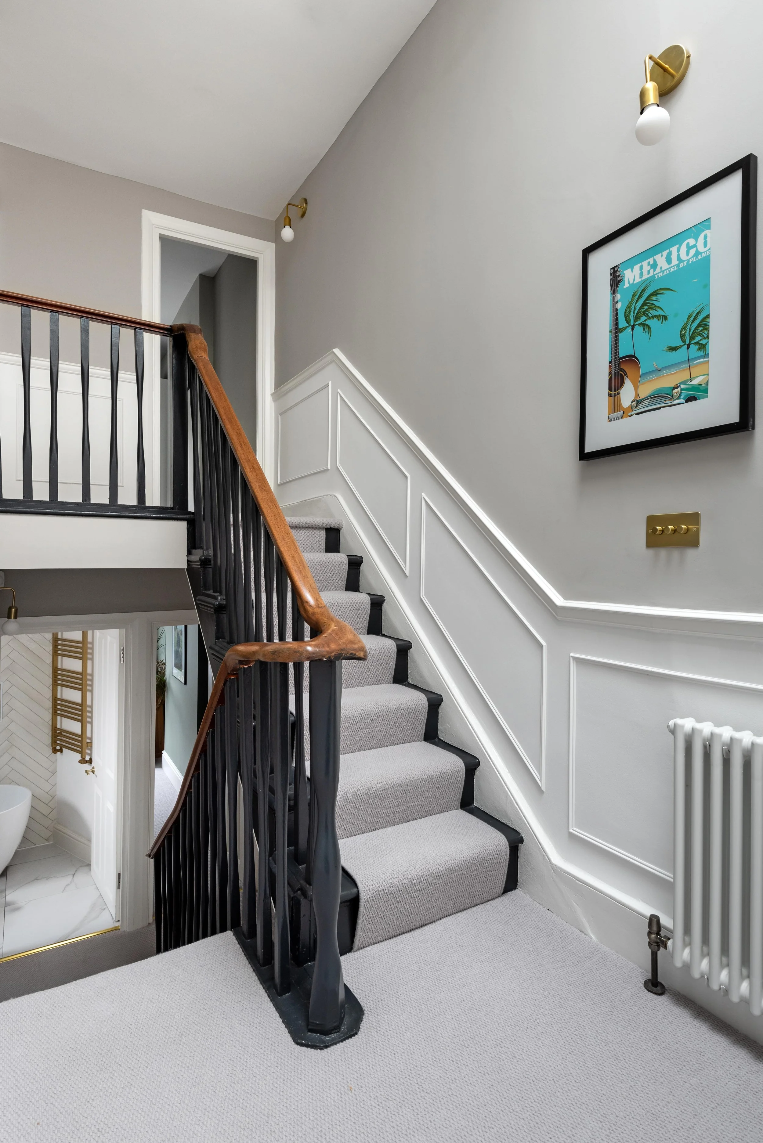 barnes-design-house-renovation-trevelyan-road-landing-design.jpg