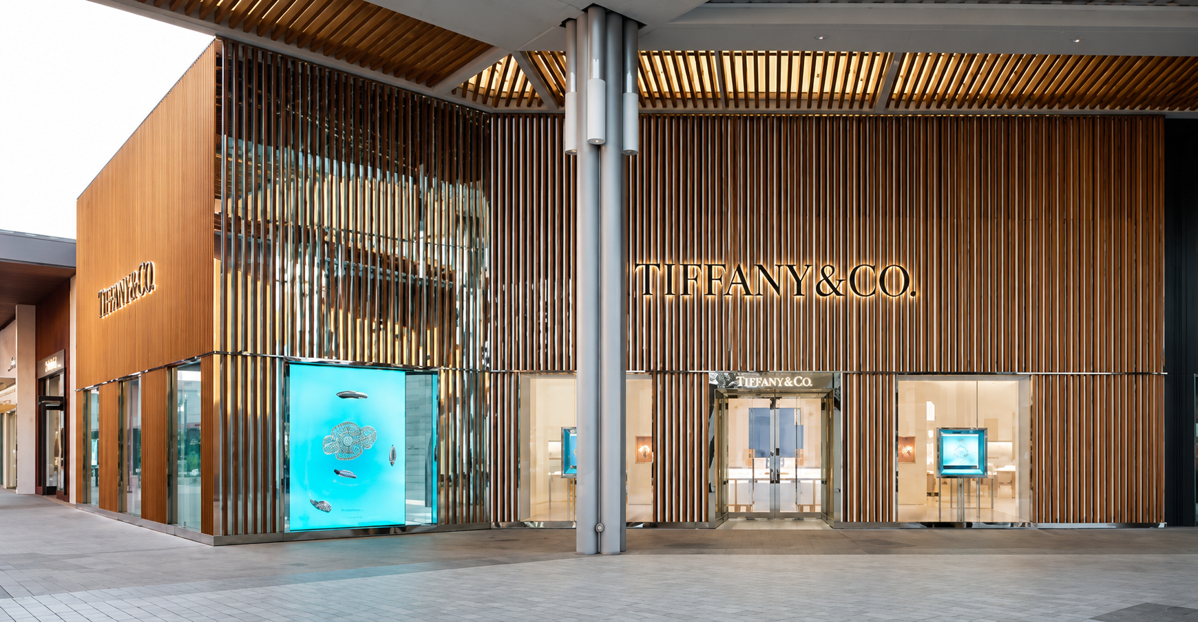 TIFFANY & CO Palo Alto Store Facade