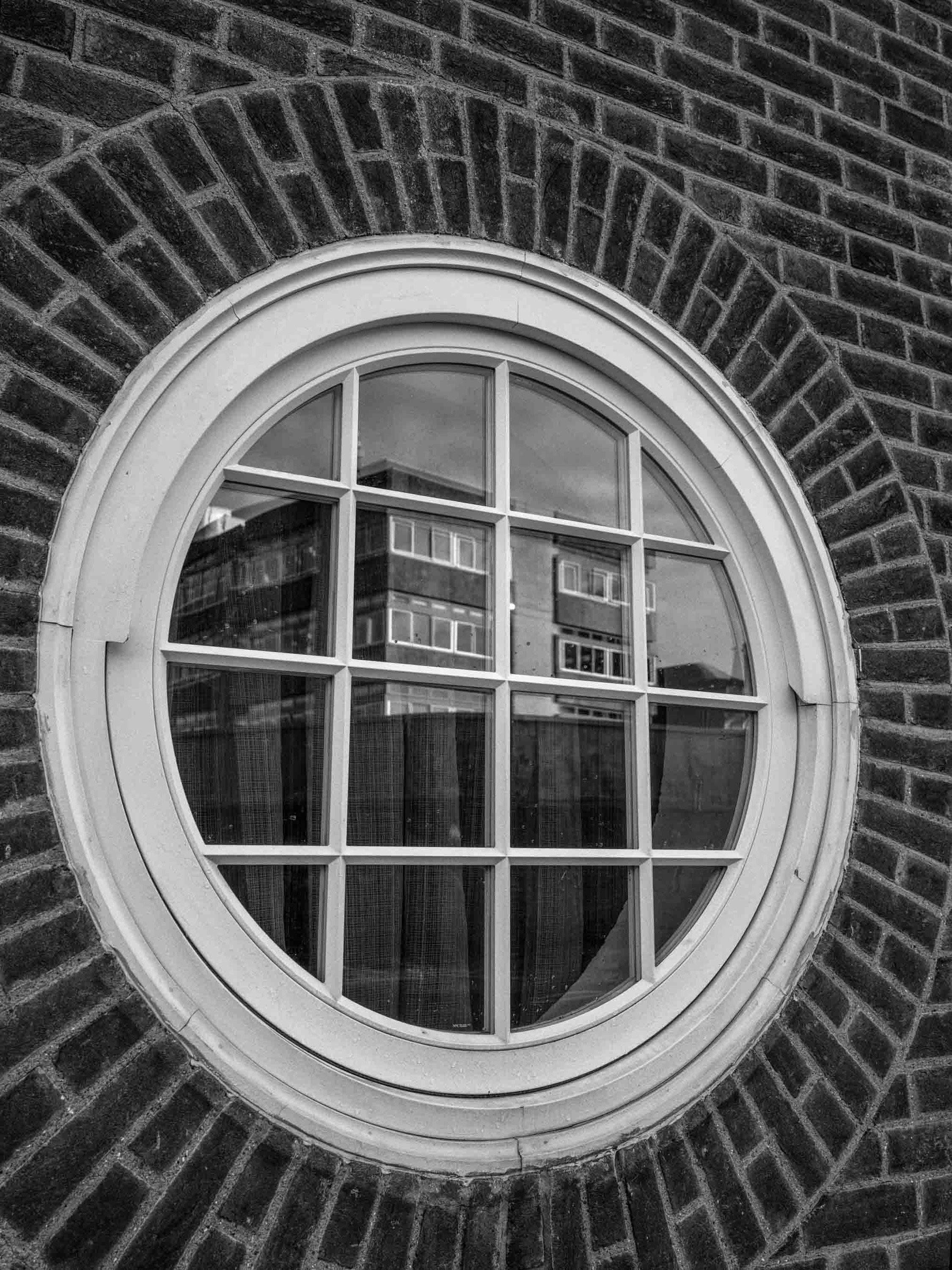 Round window.jpg