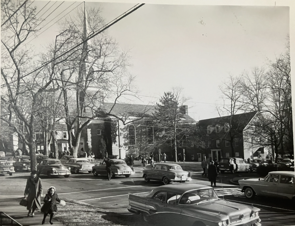 A black and white vintage photo of Wyoming Presbyterian Church taken on Wyoming Avenue.