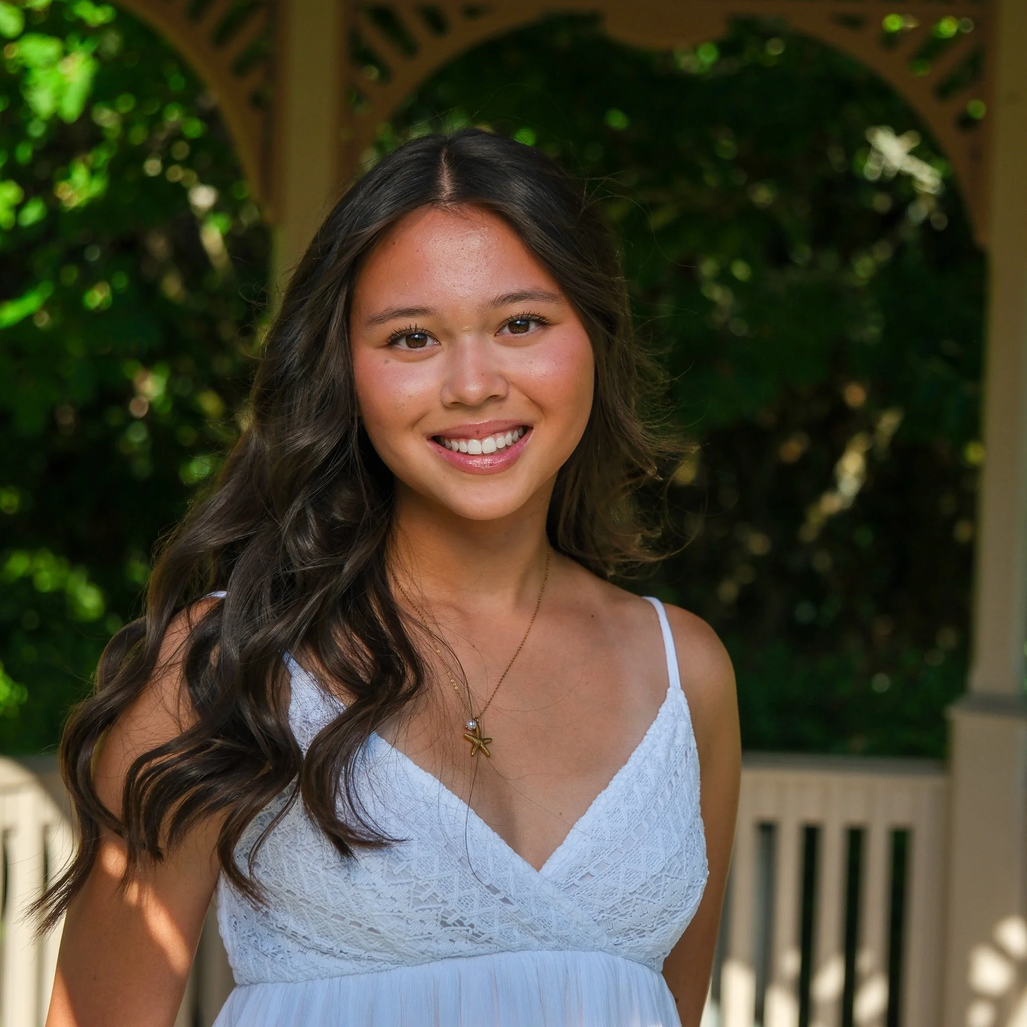 Senior portrait woodland park rose garden Seattle wa 