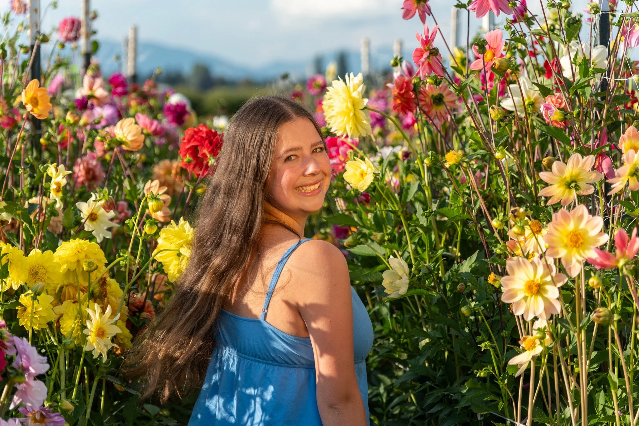 senior portrait Bee Merry Farm Mount Vernon Wa