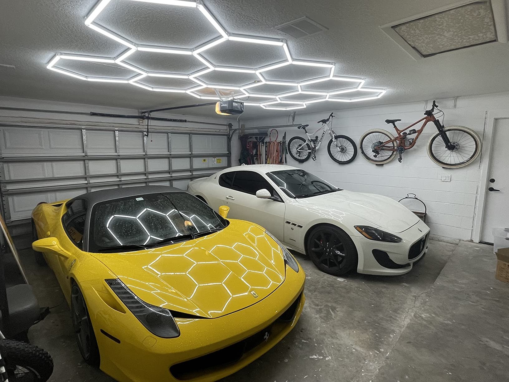 14-hexagon-lights-for-garage_4c861c6e-3832-427d-8bd1-2a4f714e5bca.jpg