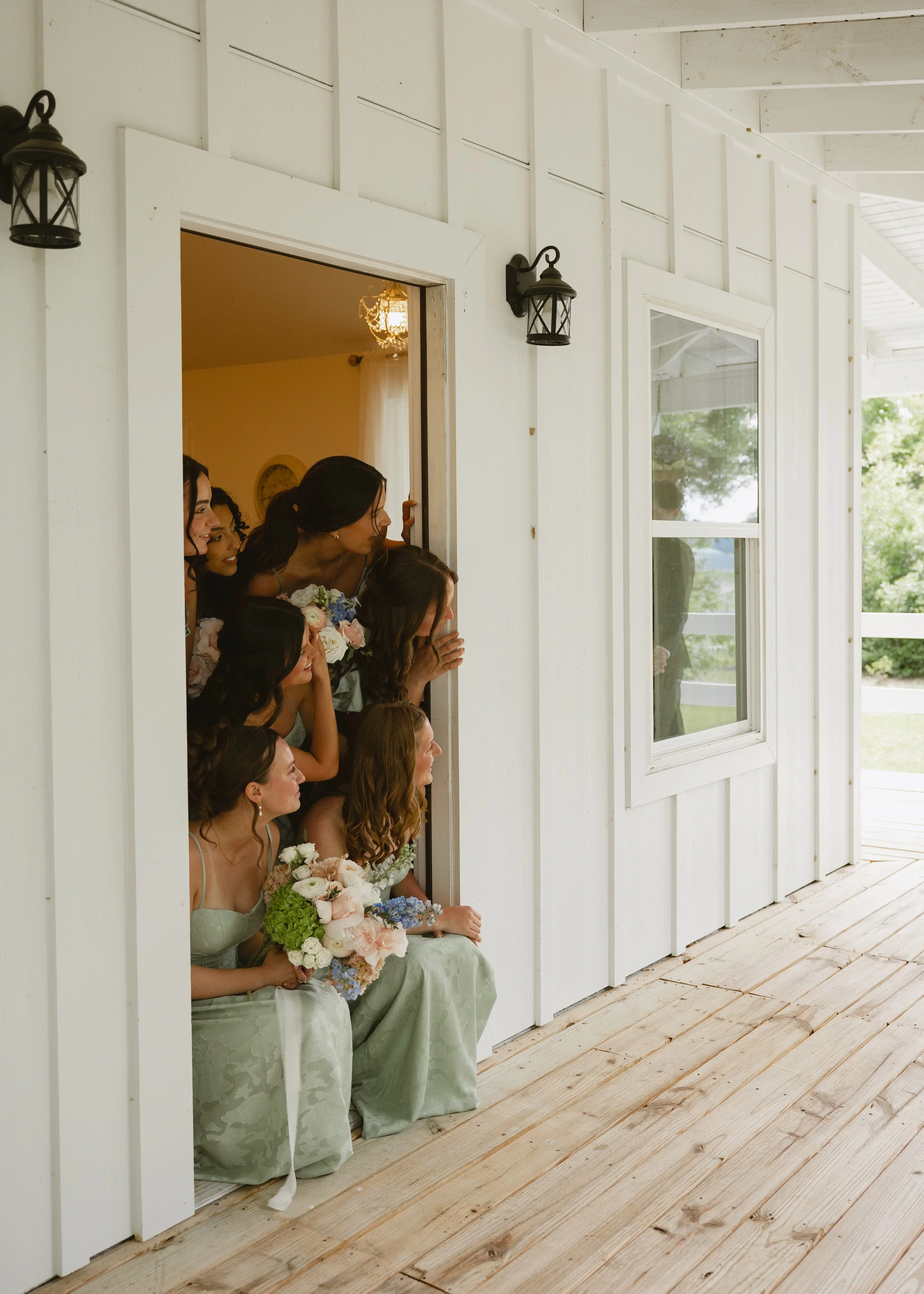 First_Look_with_Groom-23.JPG