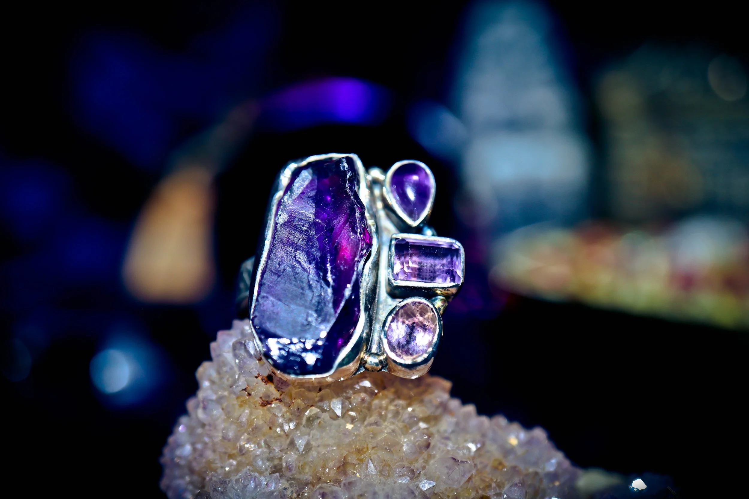Djinn Ring Psychic Illuminati High Frequency Genie Haunted.jpg