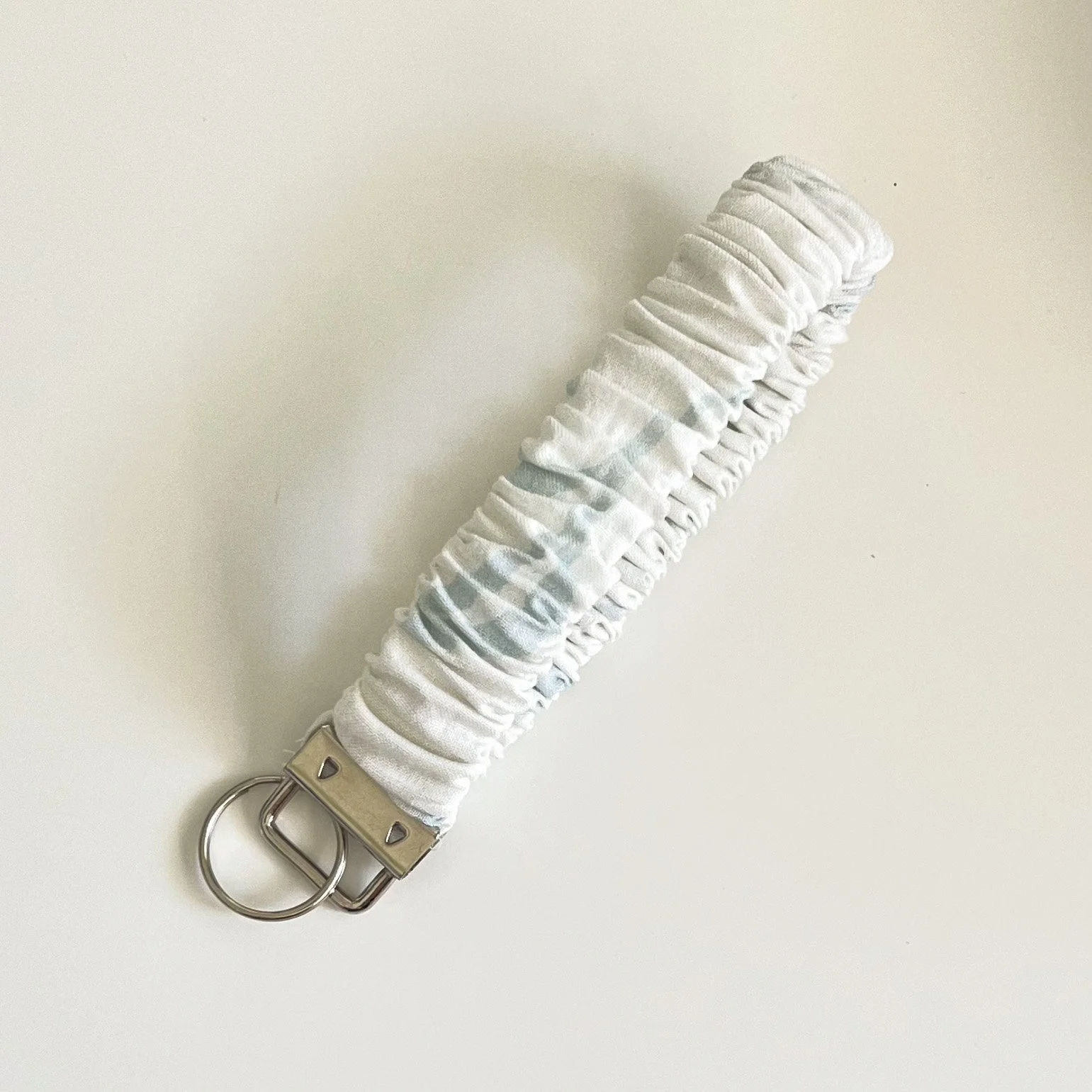 Elastic Wristlet Keychain - Tranquil Hollow