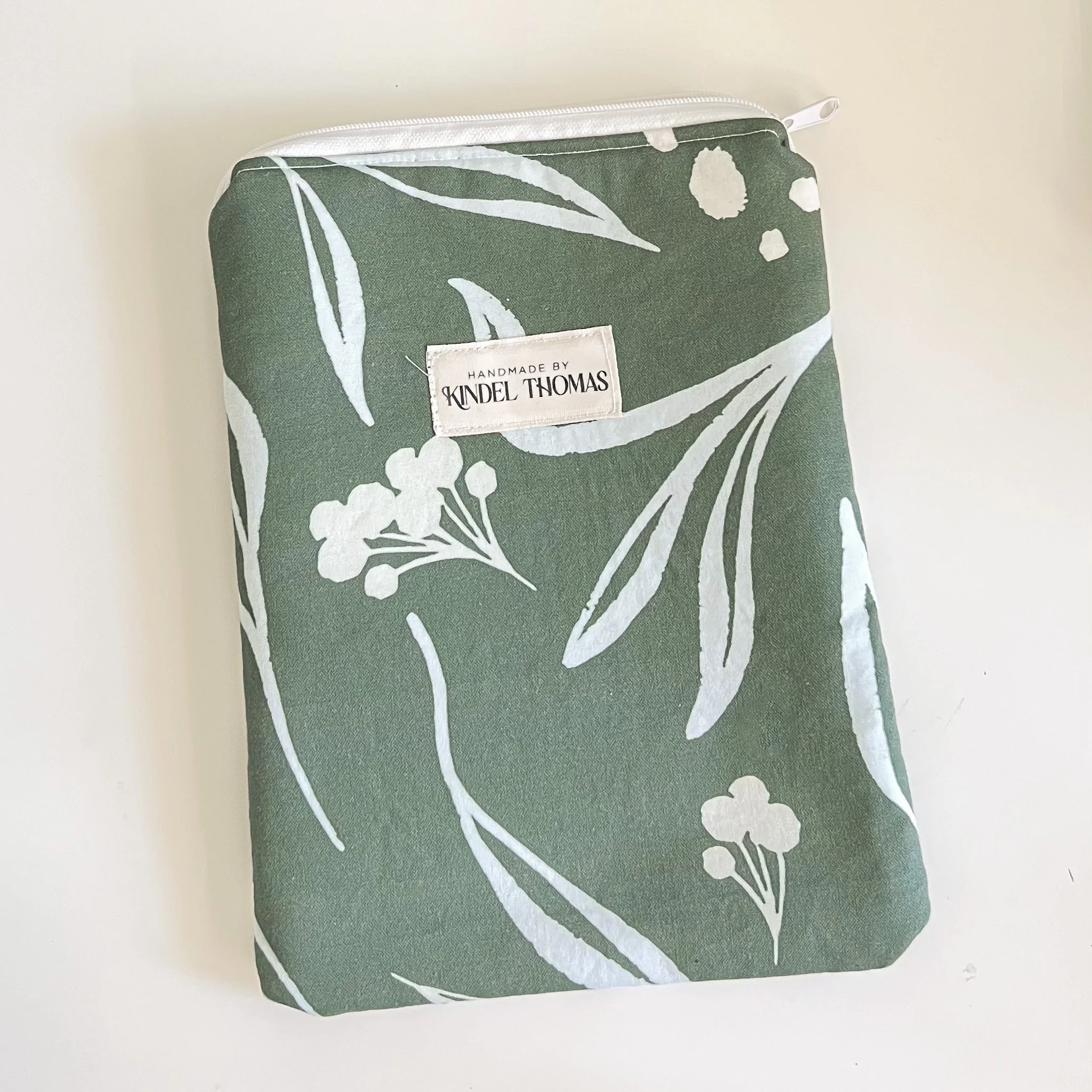 E-Reader Sleeve - Tranquil Hollow (Dark)