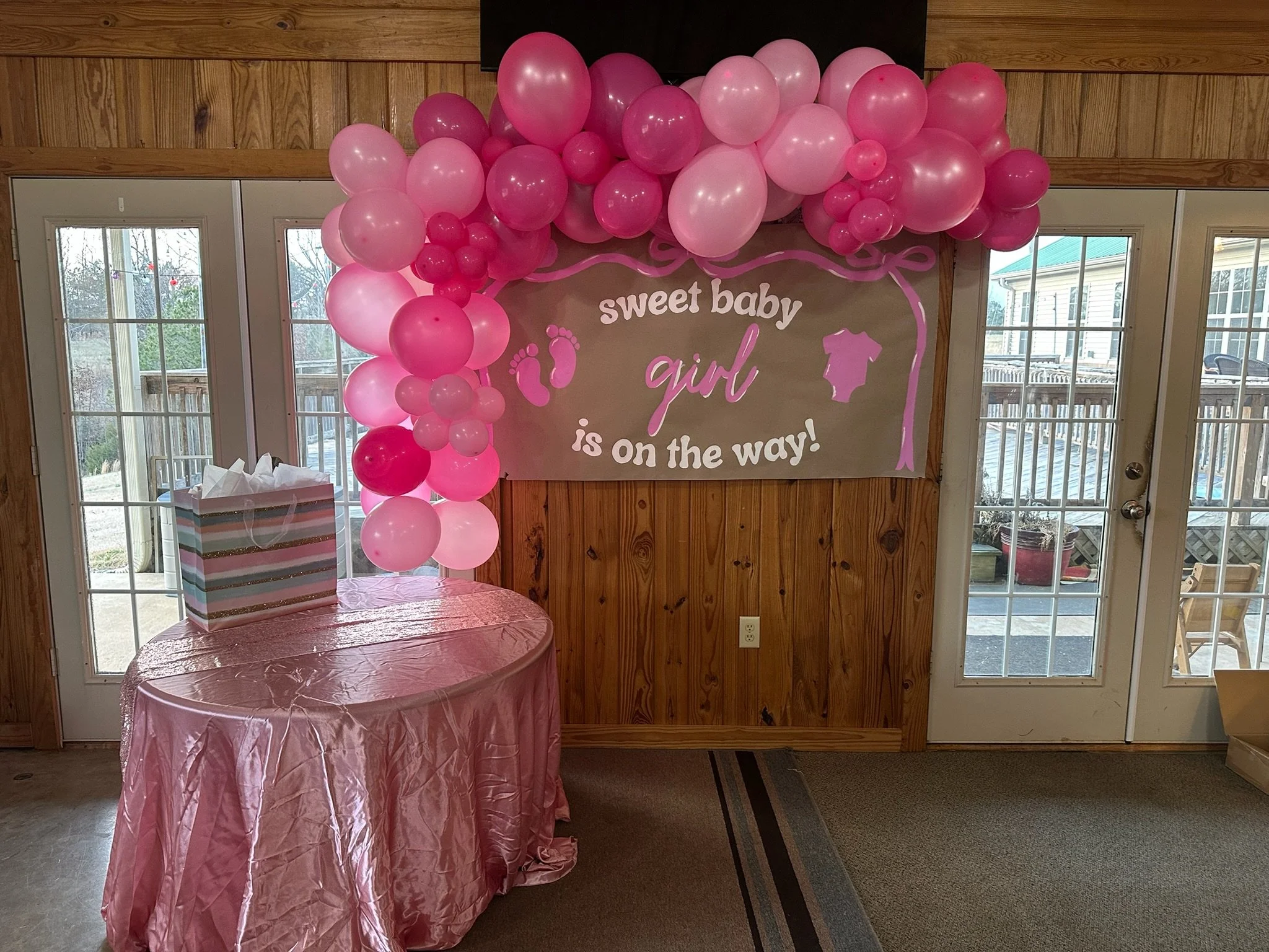 Grab and Go Balloon Garlands