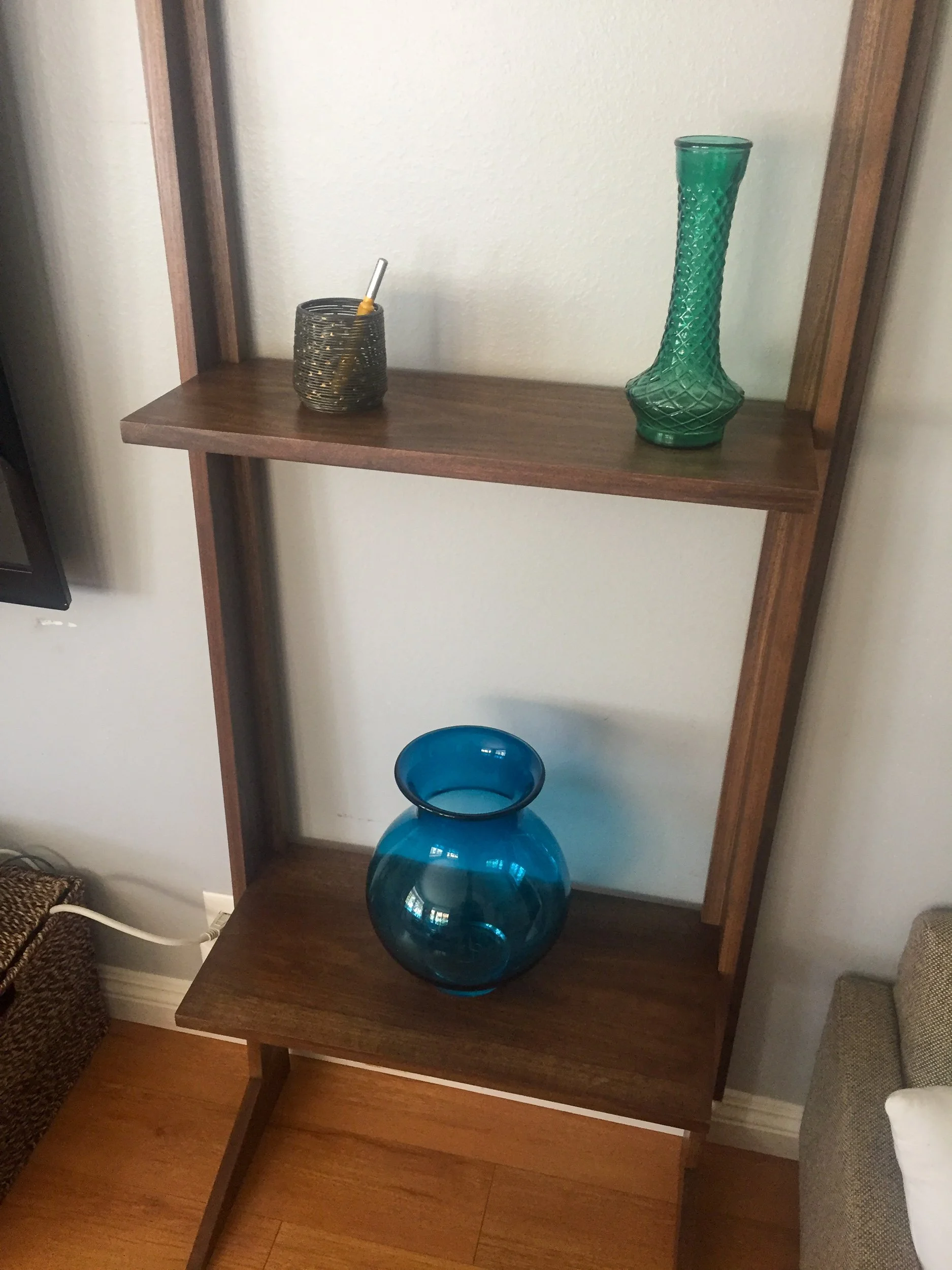 shelves-IMG_5713.jpg
