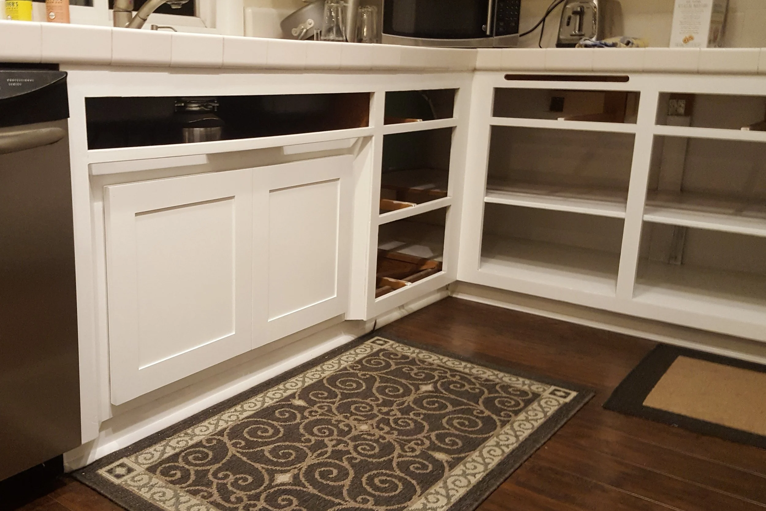 kitchen-doors-and-drawers-20170406_222316.jpg
