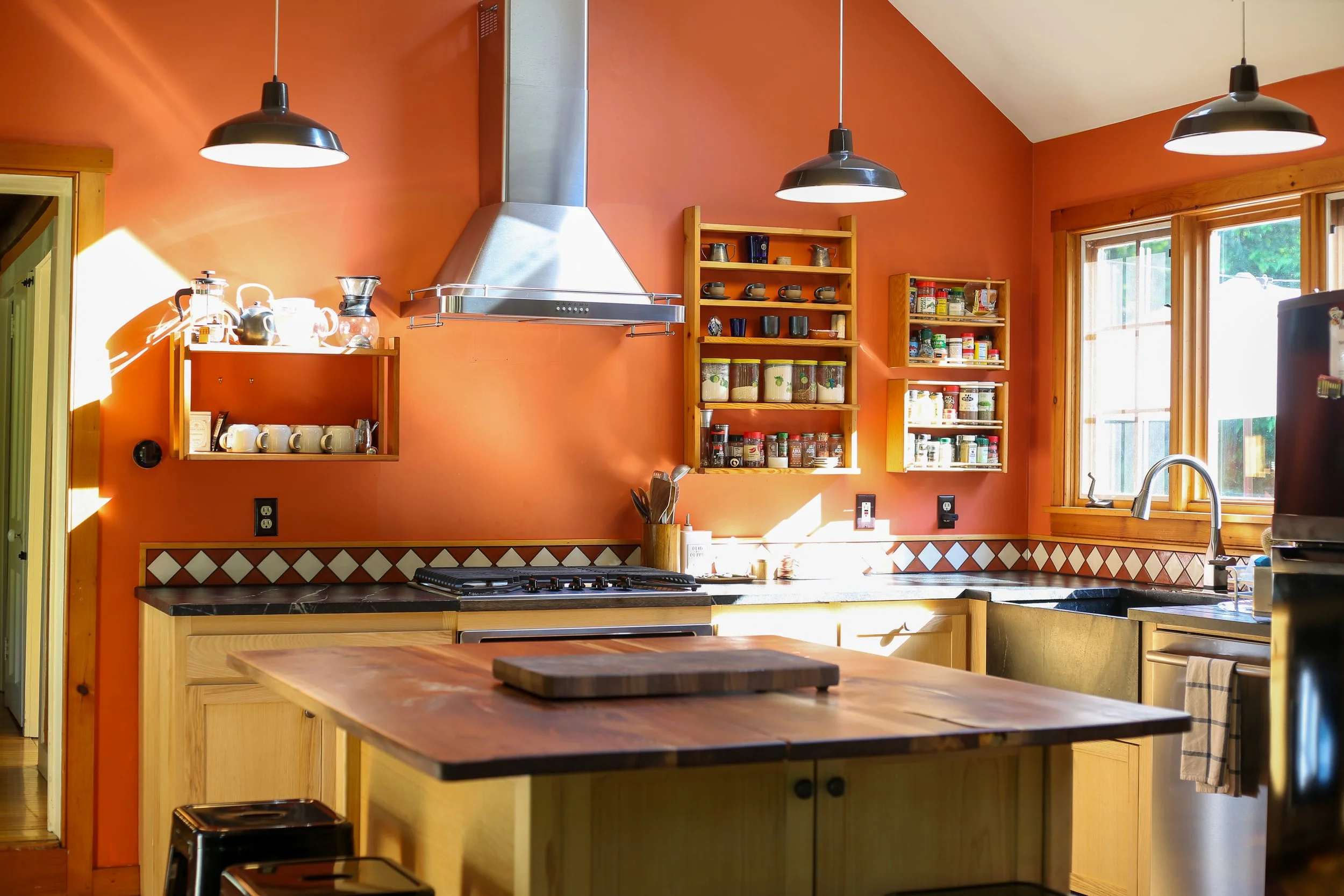 KITCHEN L 4J0B2667.jpg