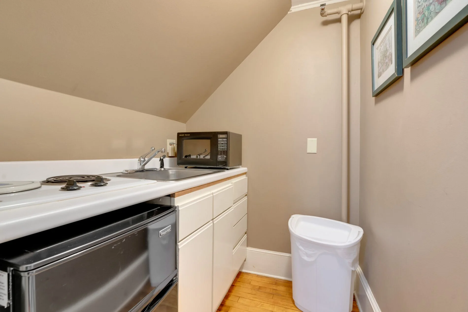 Taupe Room Kitchenette James Place Inn.jpg
