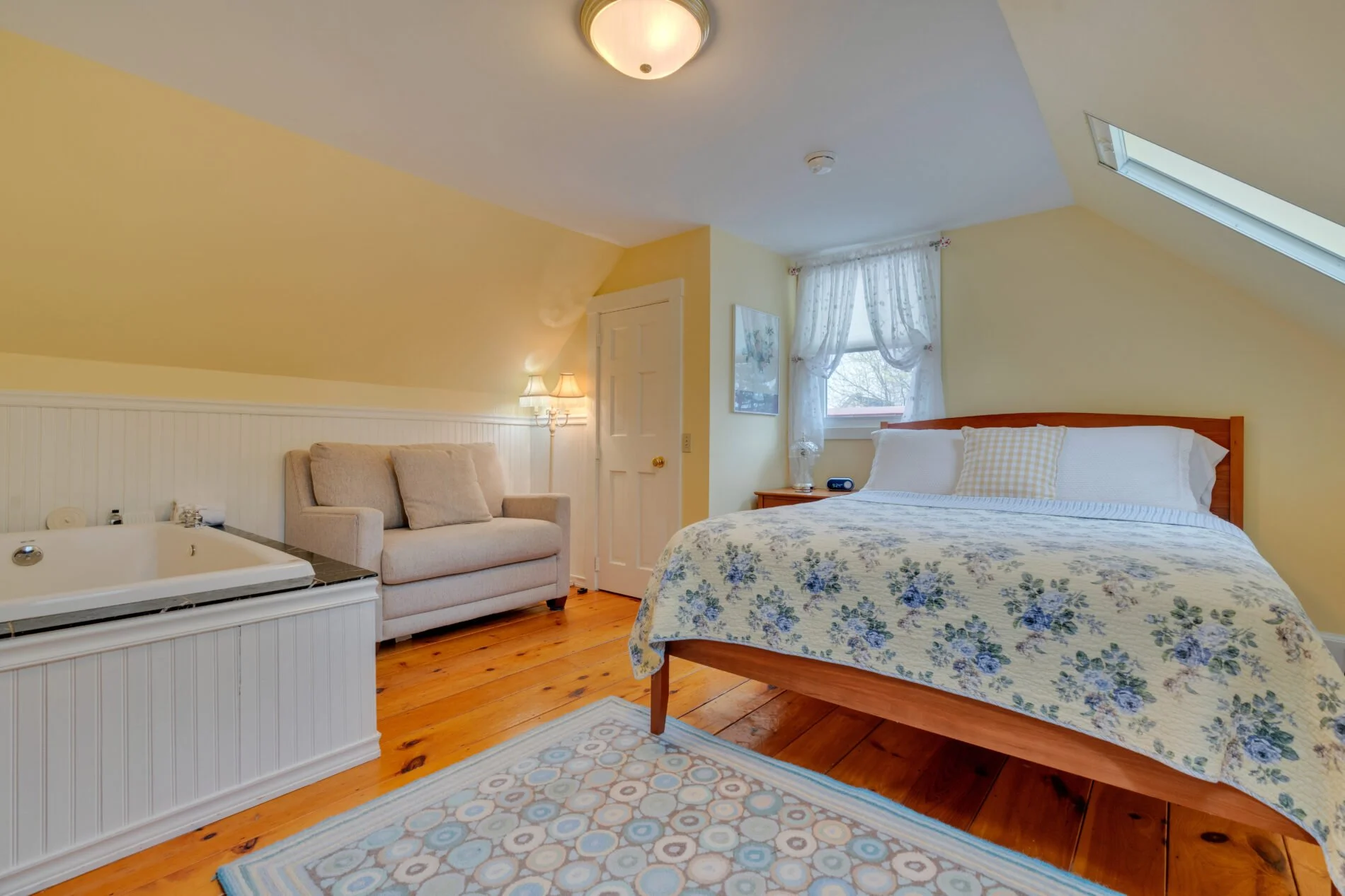 Yellow Room at James Place Inn.jpg