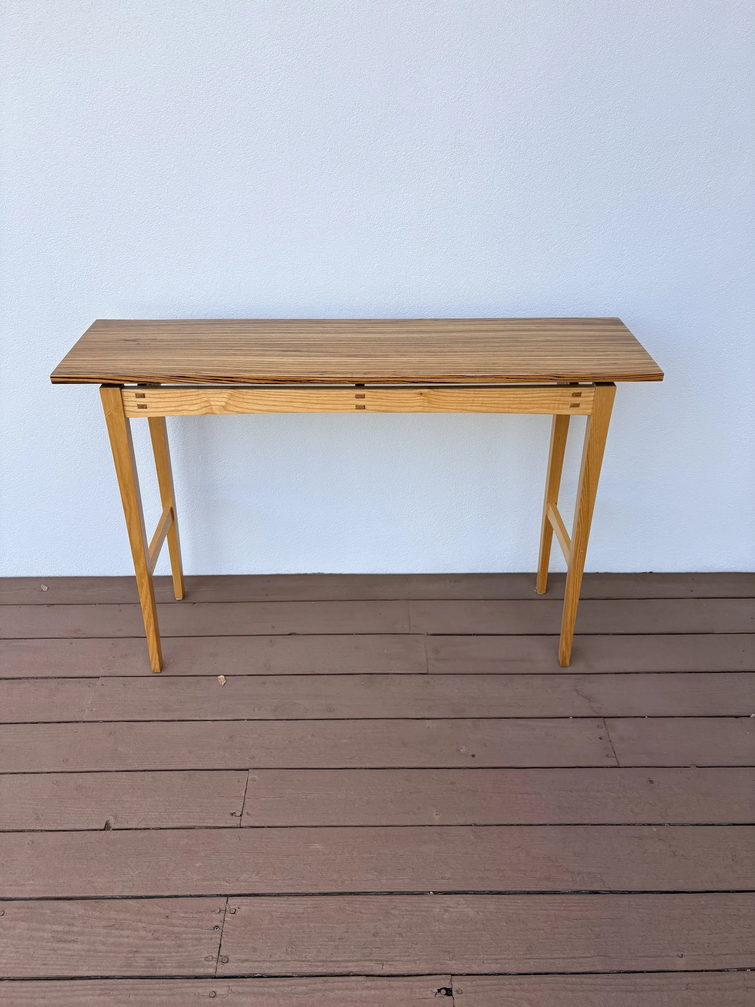 Rousseau Table