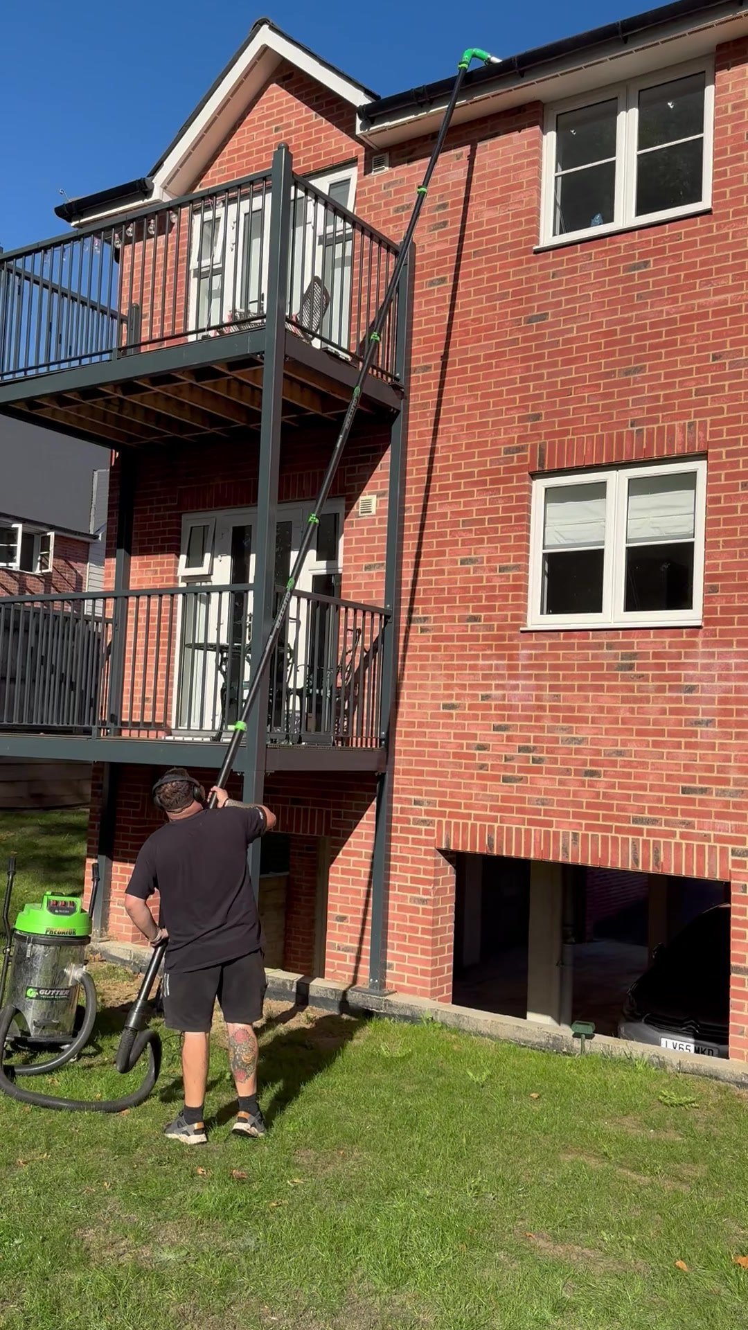 Aylesford-Gutters-6-Three-Storey-Reach.jpg
