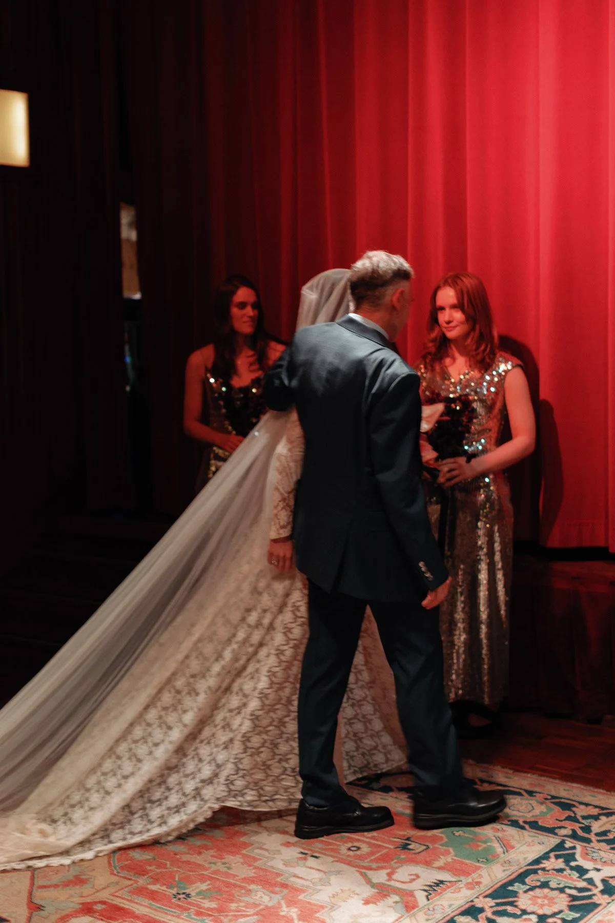 restaurant-hubert-wedding-robert-meredith-078.jpg